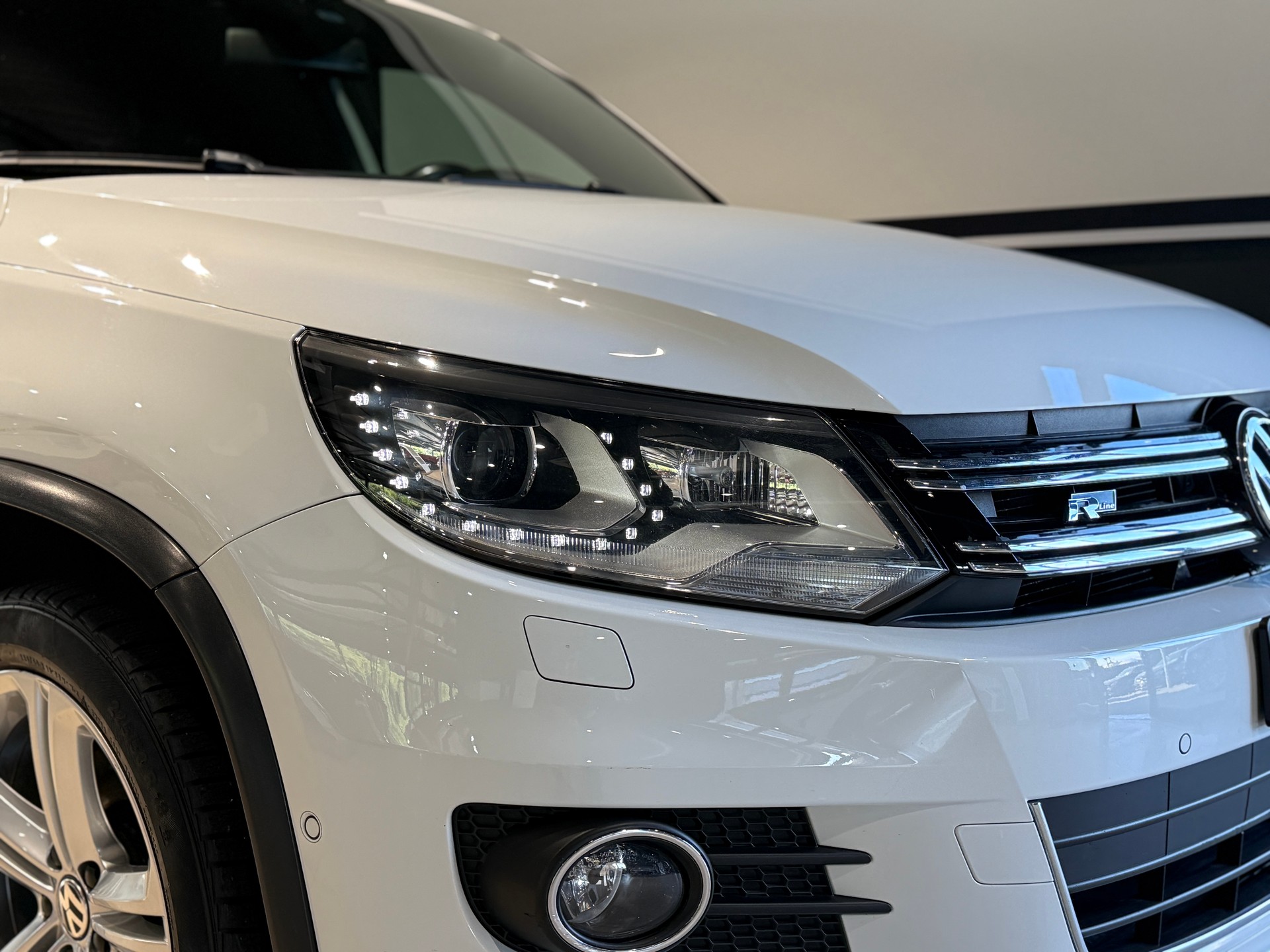 VW Tiguan 2.0 TSI Sport&Style 4Motion DSG-image-2