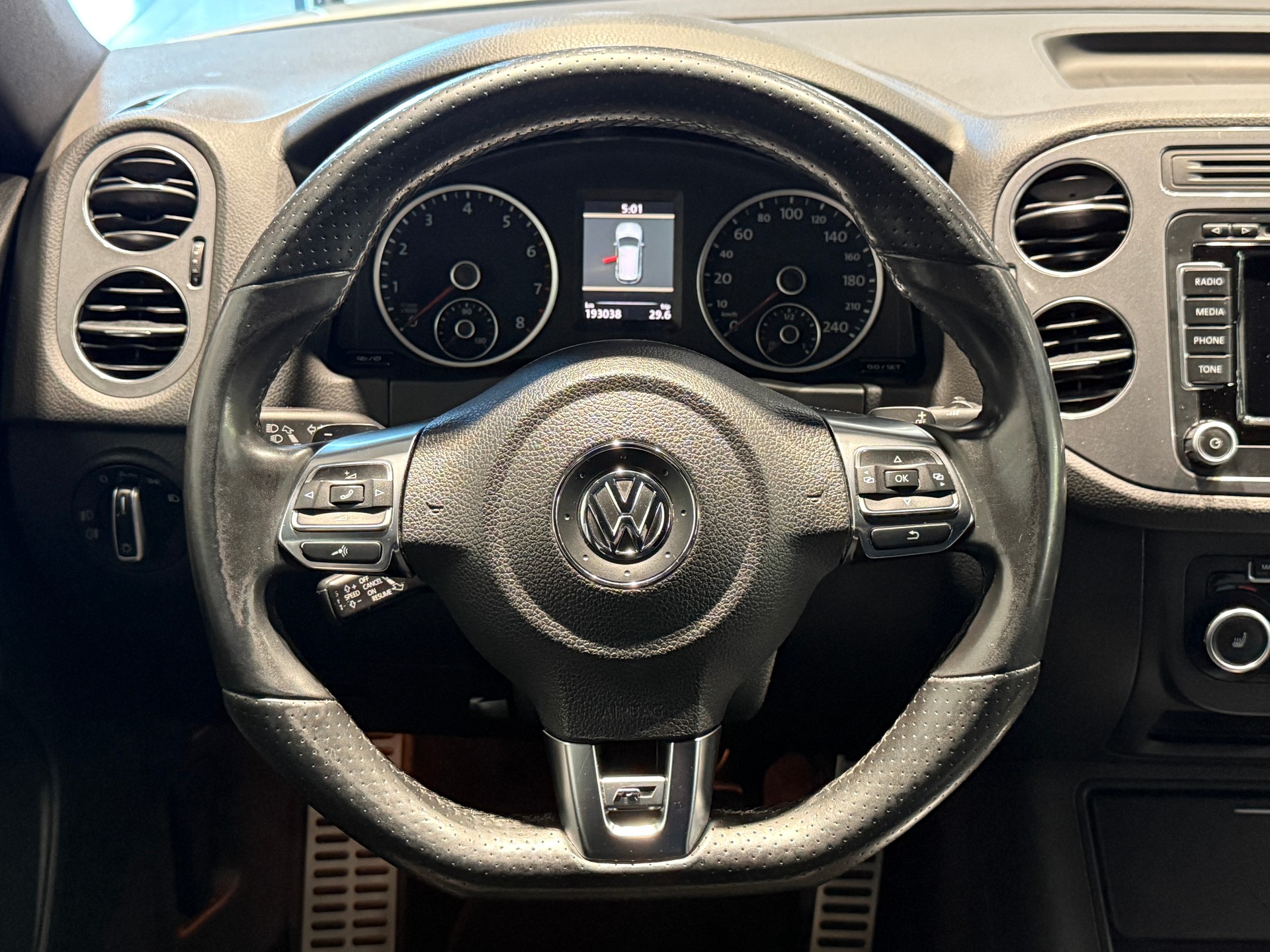 VW Tiguan 2.0 TSI Sport&Style 4Motion DSG-image-10