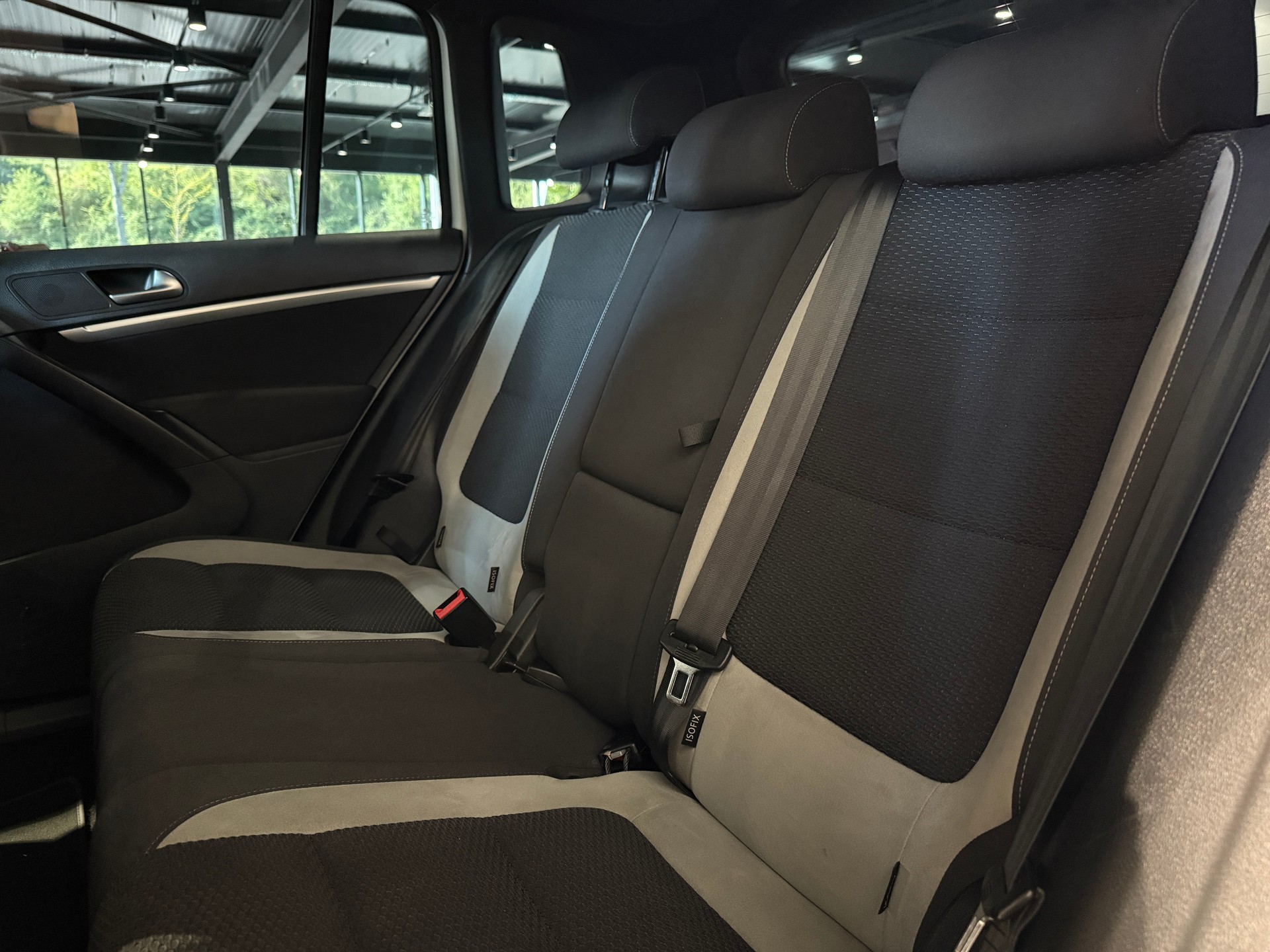VW Tiguan 2.0 TSI Sport&Style 4Motion DSG-image-13