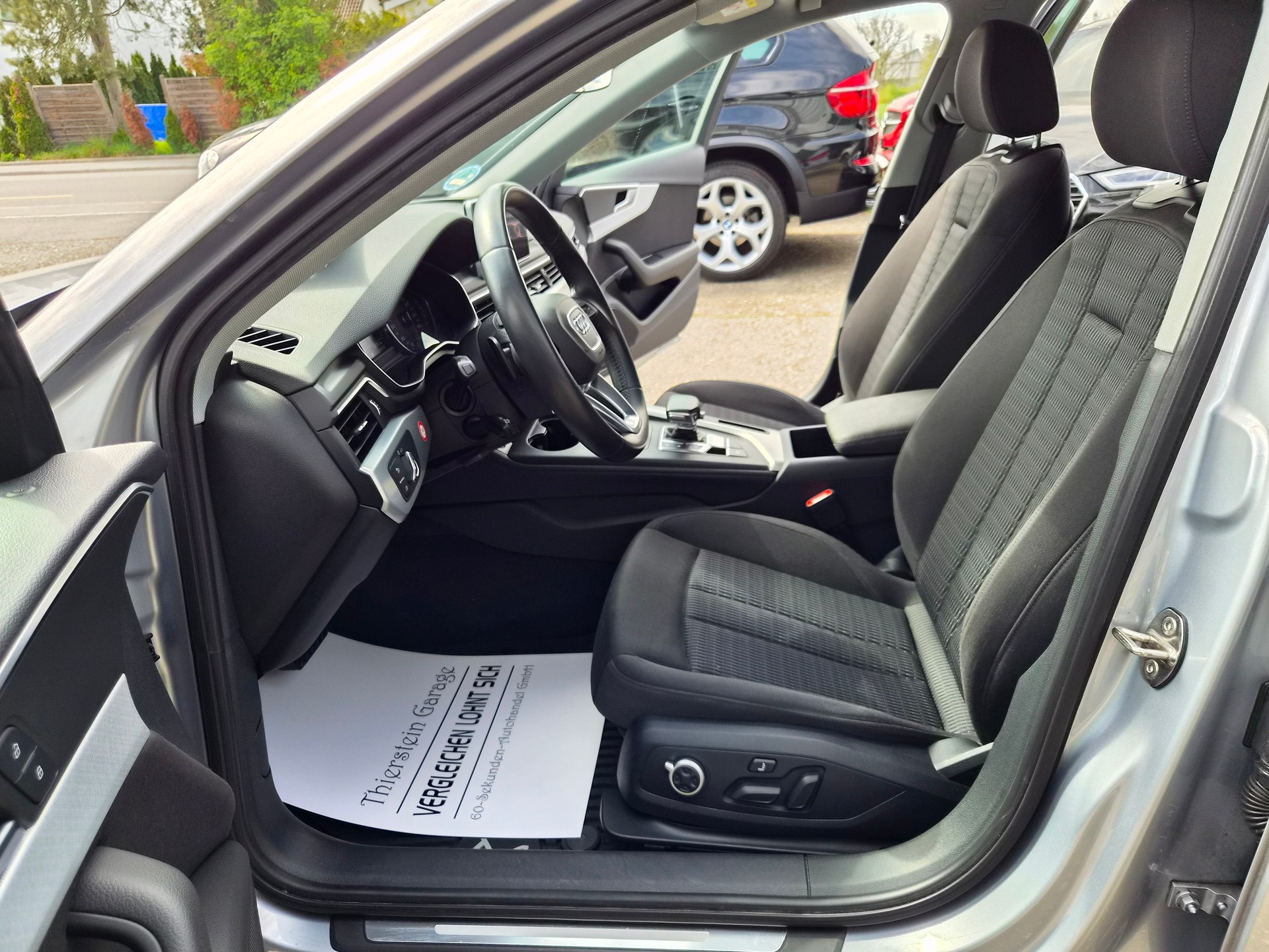 AUDI A4 Avant 40 TDI Design S-tronic-image-7