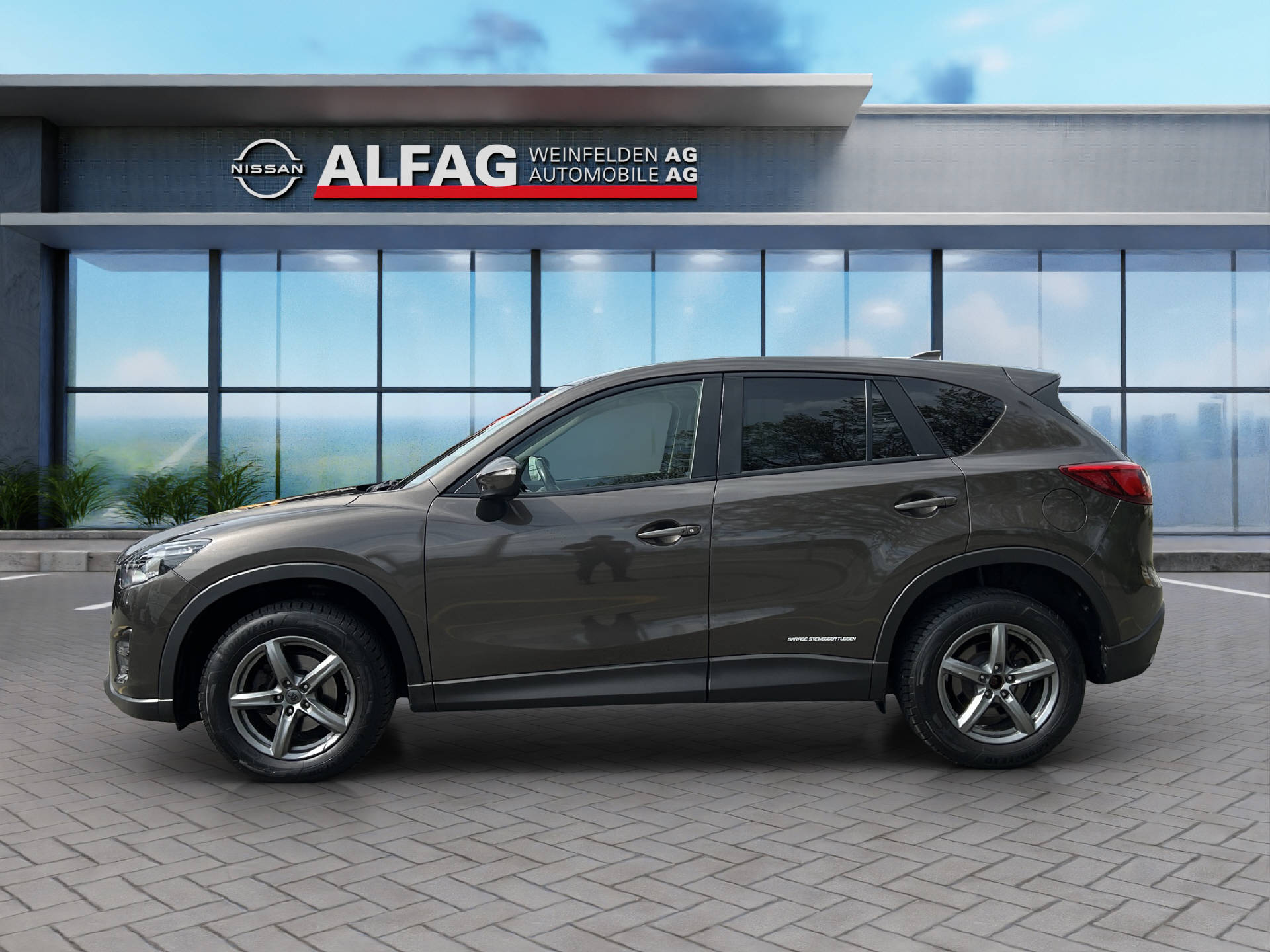 MAZDA CX-5 2.2 D HP Revolution AWD-showroom-element-2