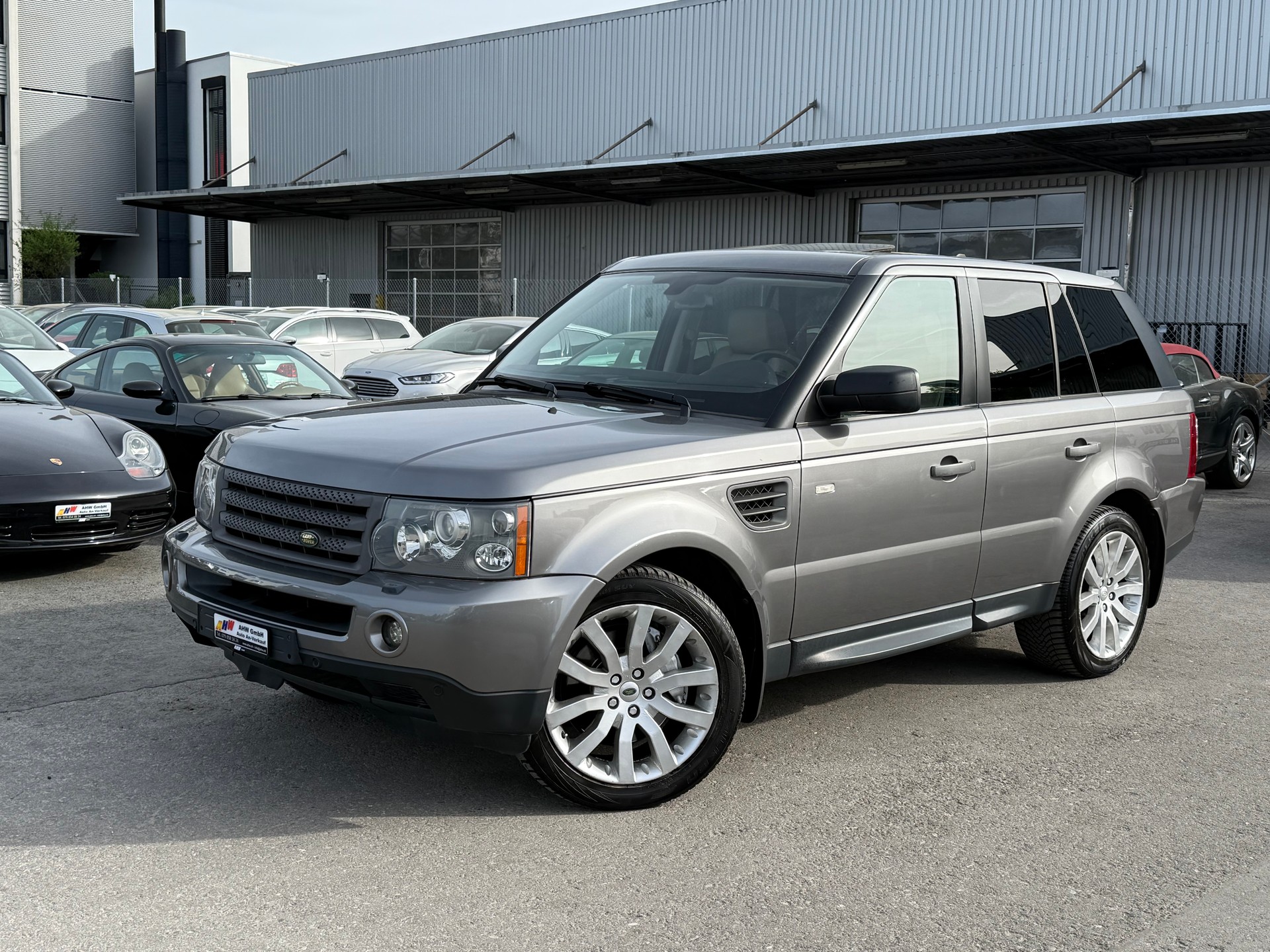 LAND ROVER Range Rover Sport 3.6 Td8 HSE Automatic / Frisch ab MFK & Service / AHK 3500kg / Schiebedach / harman/kardon L7 / Kühlbox-image-0