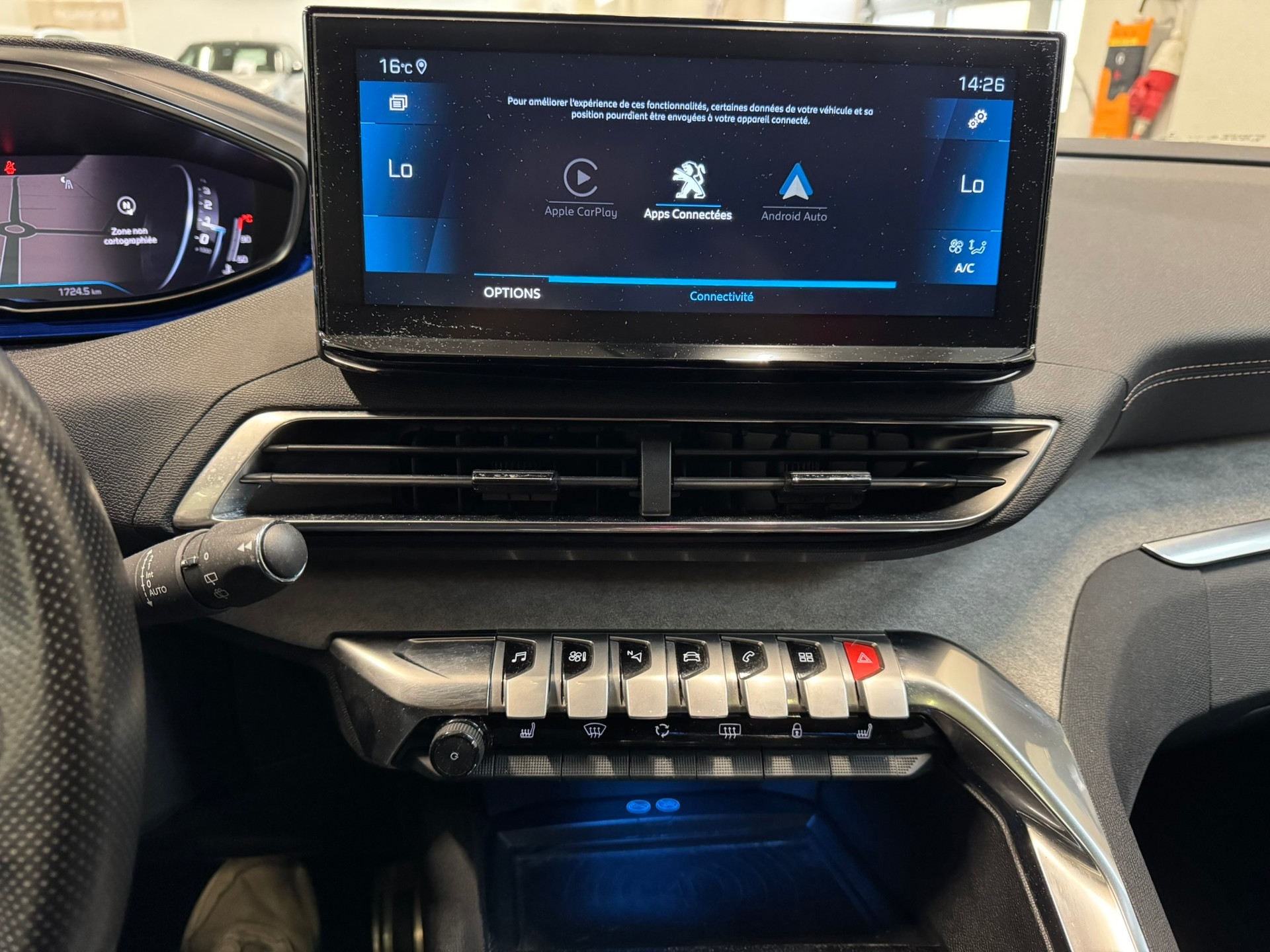 PEUGEOT 3008 1.5 BlueHDi GT EAT8-image-11