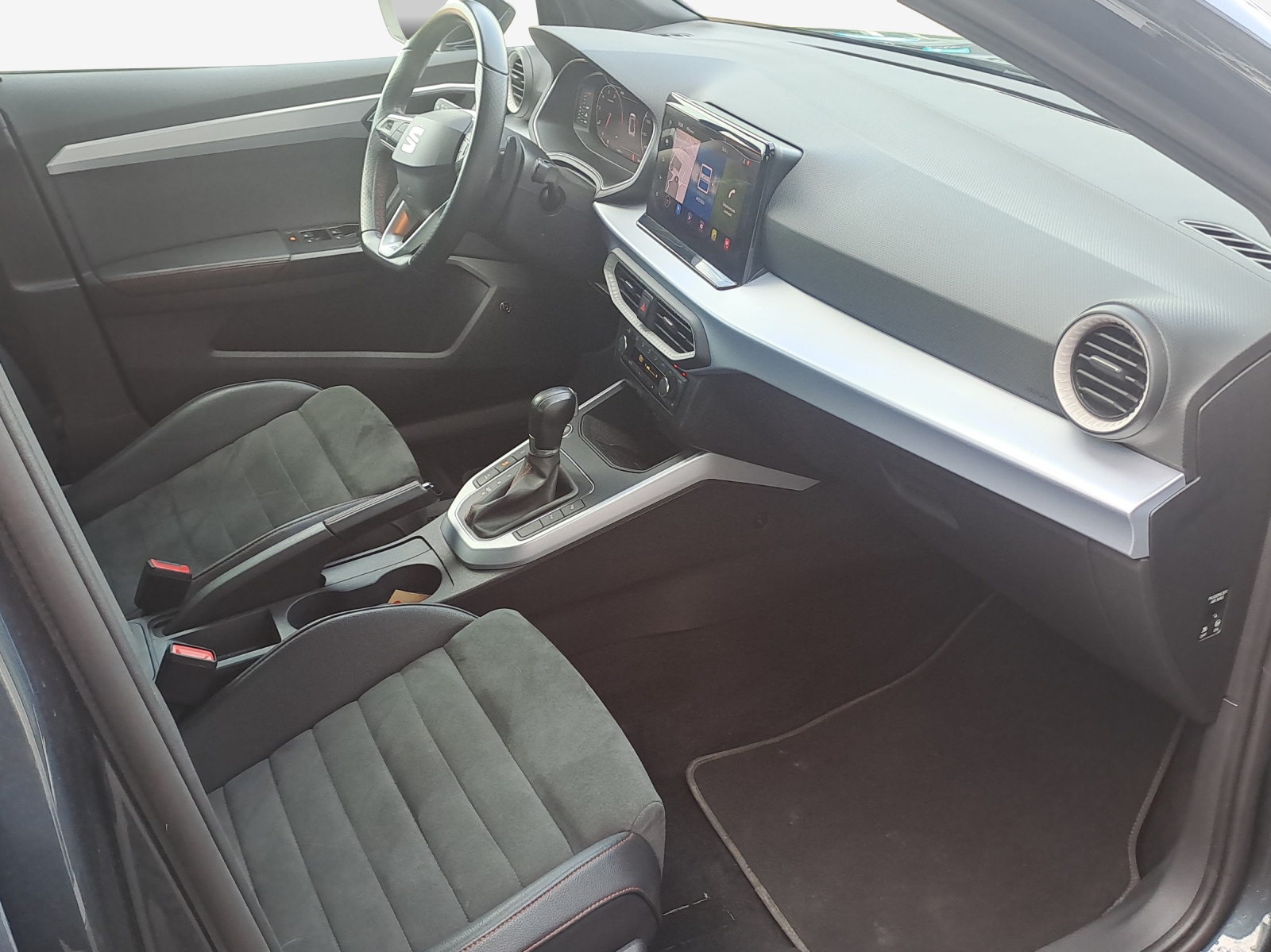 SEAT Arona 1.0 TSI Eco Move FR DSG-image-13