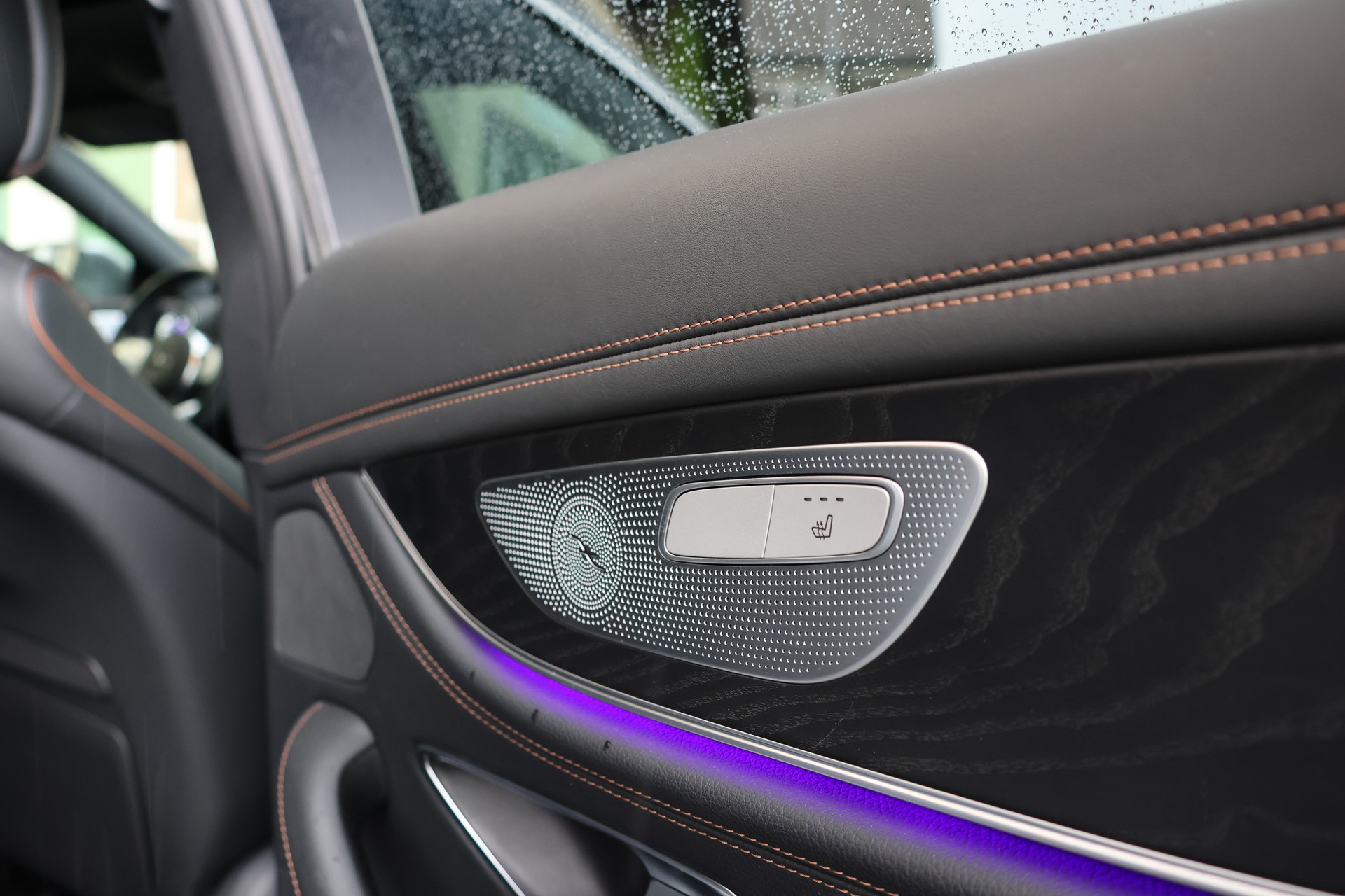 MERCEDES-BENZ CLS 450 4Matic Edition 1 AMG Line-image-11