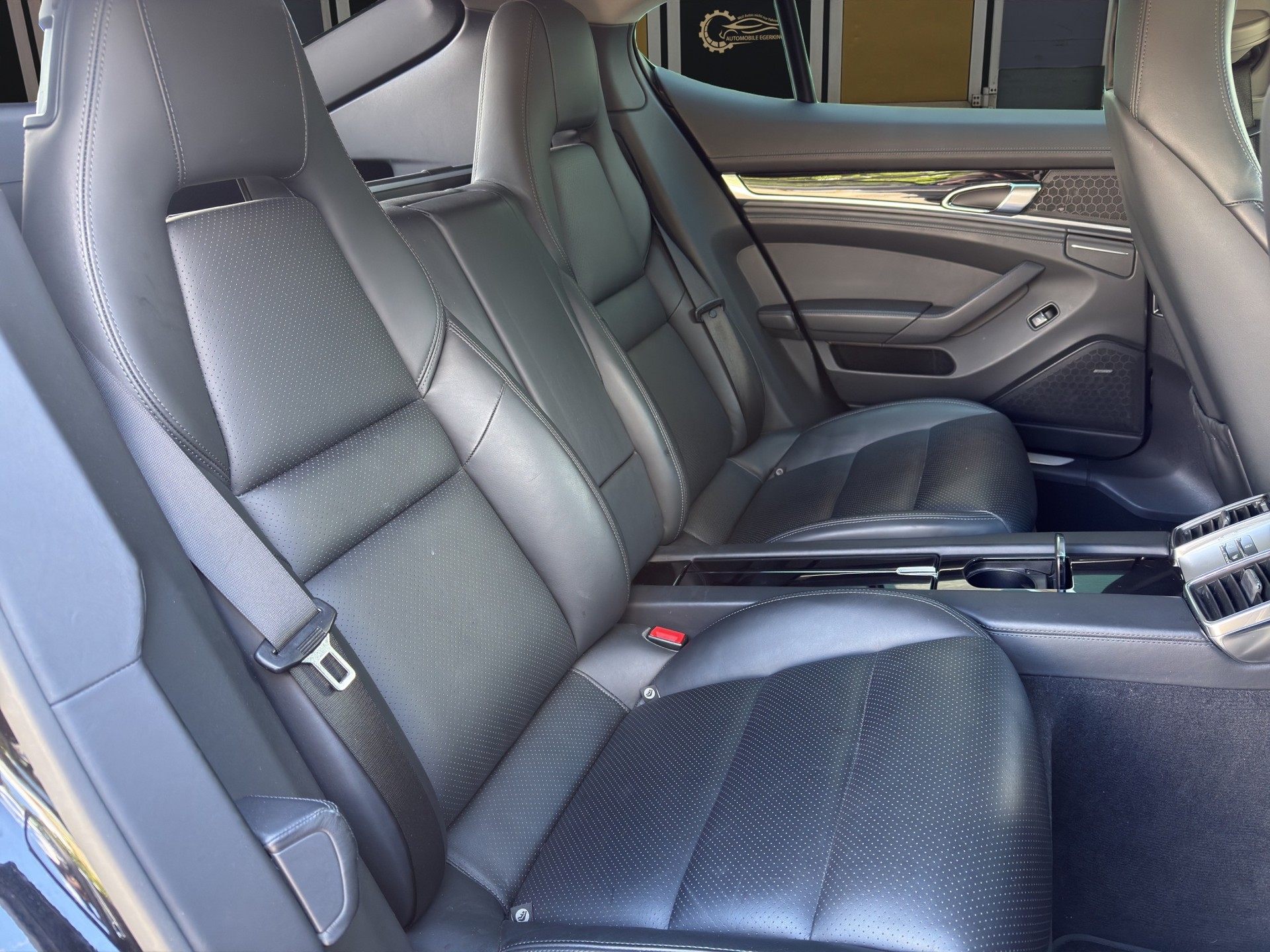 PORSCHE Panamera 4.8 V8 4S PDK-image-13