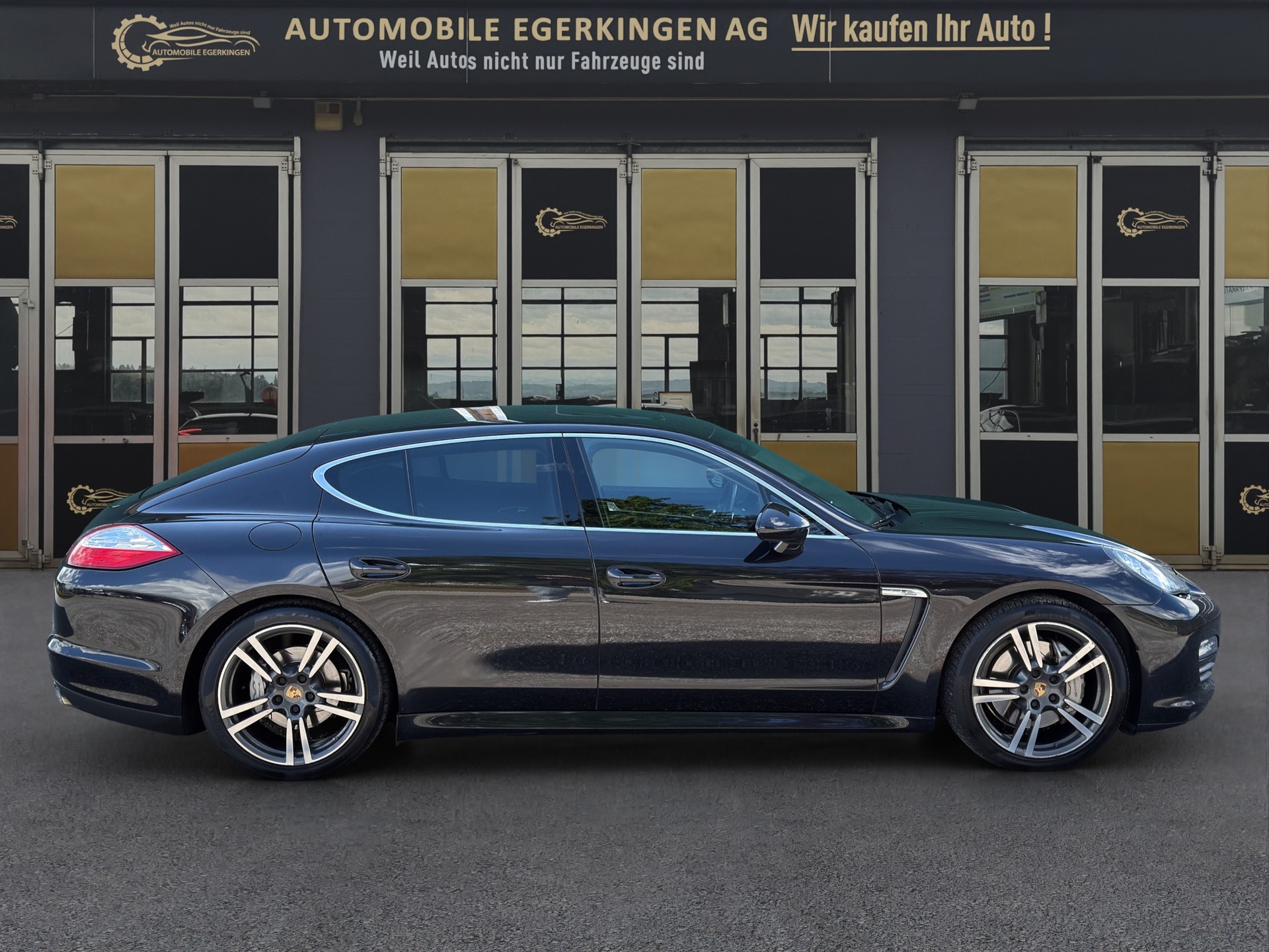 PORSCHE Panamera 4.8 V8 4S PDK-image-3
