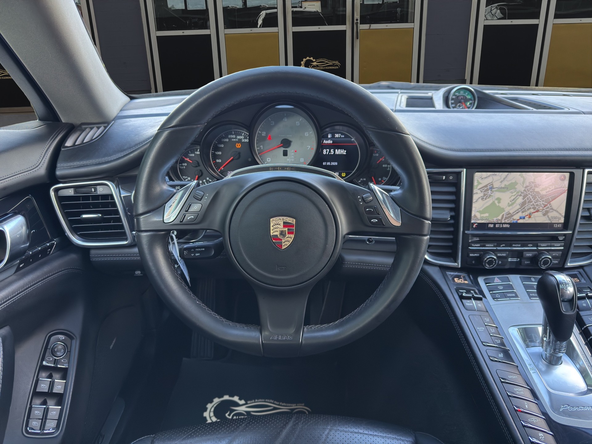 PORSCHE Panamera 4.8 V8 4S PDK-image-11