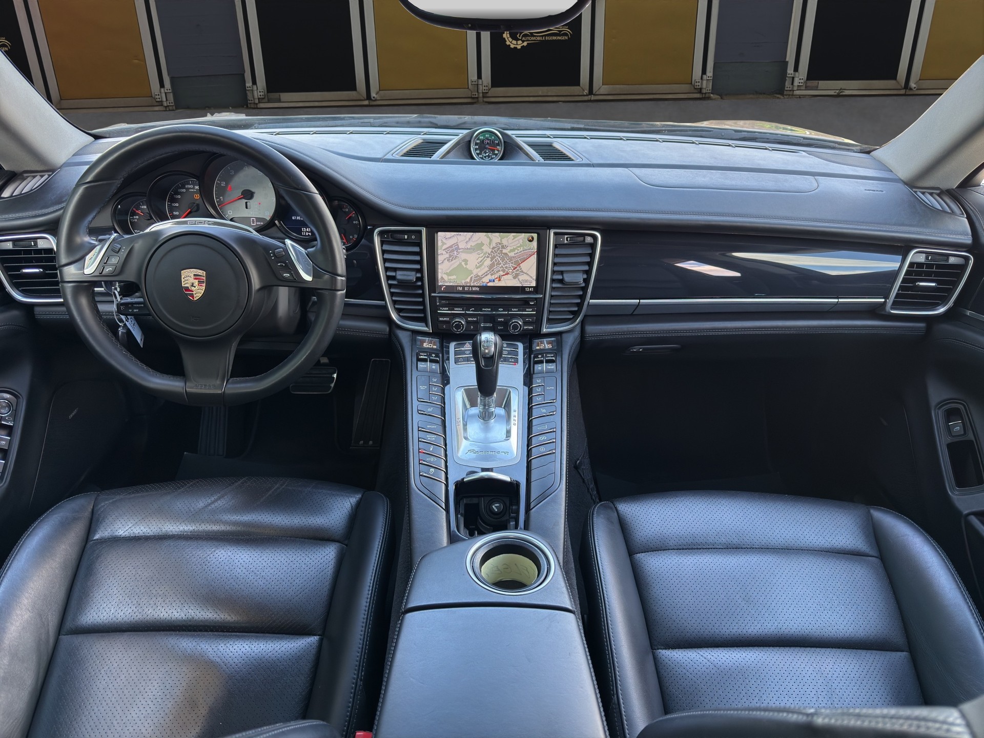 PORSCHE Panamera 4.8 V8 4S PDK-image-10