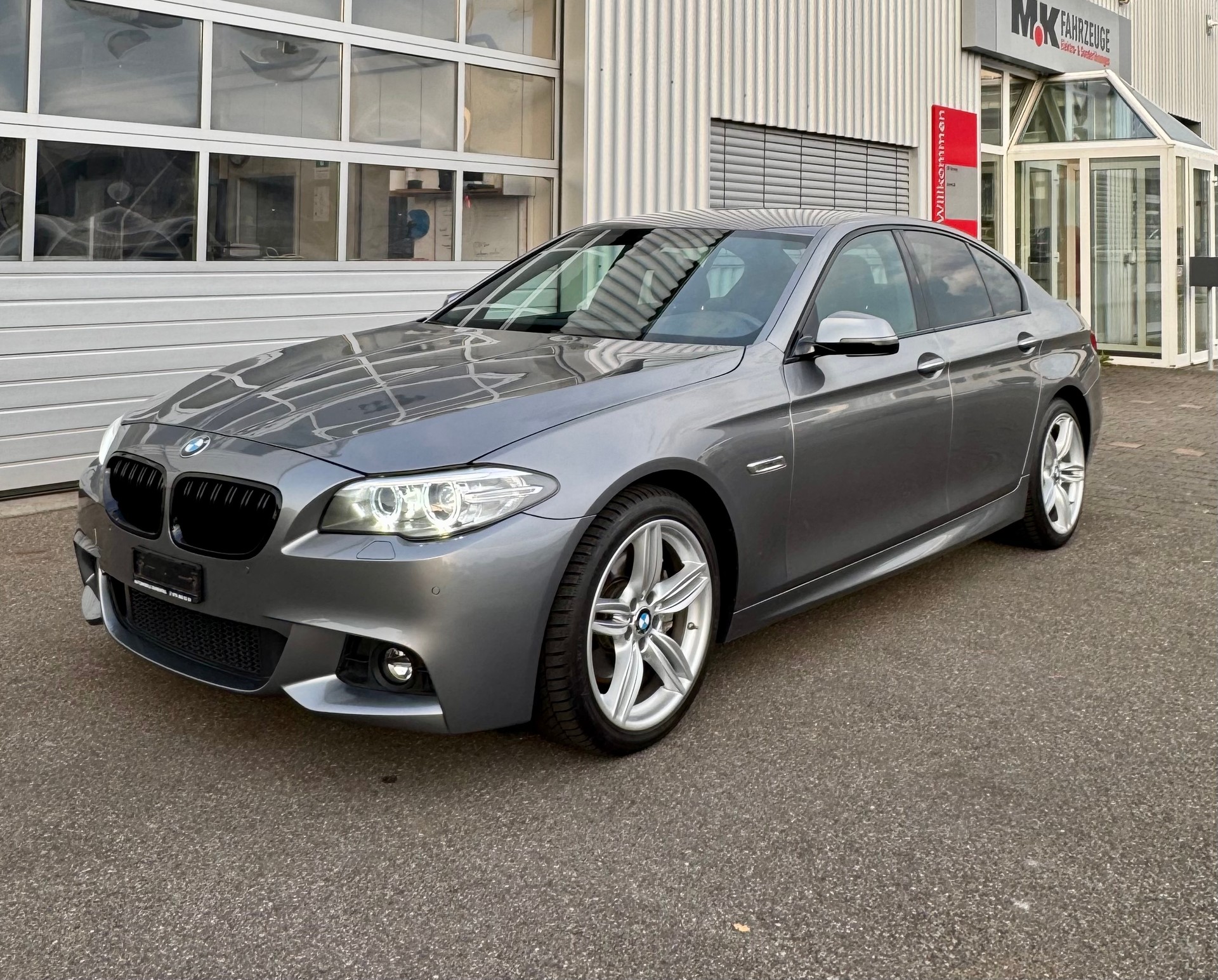 BMW 525d xDrive Steptronic M Paket-image-1