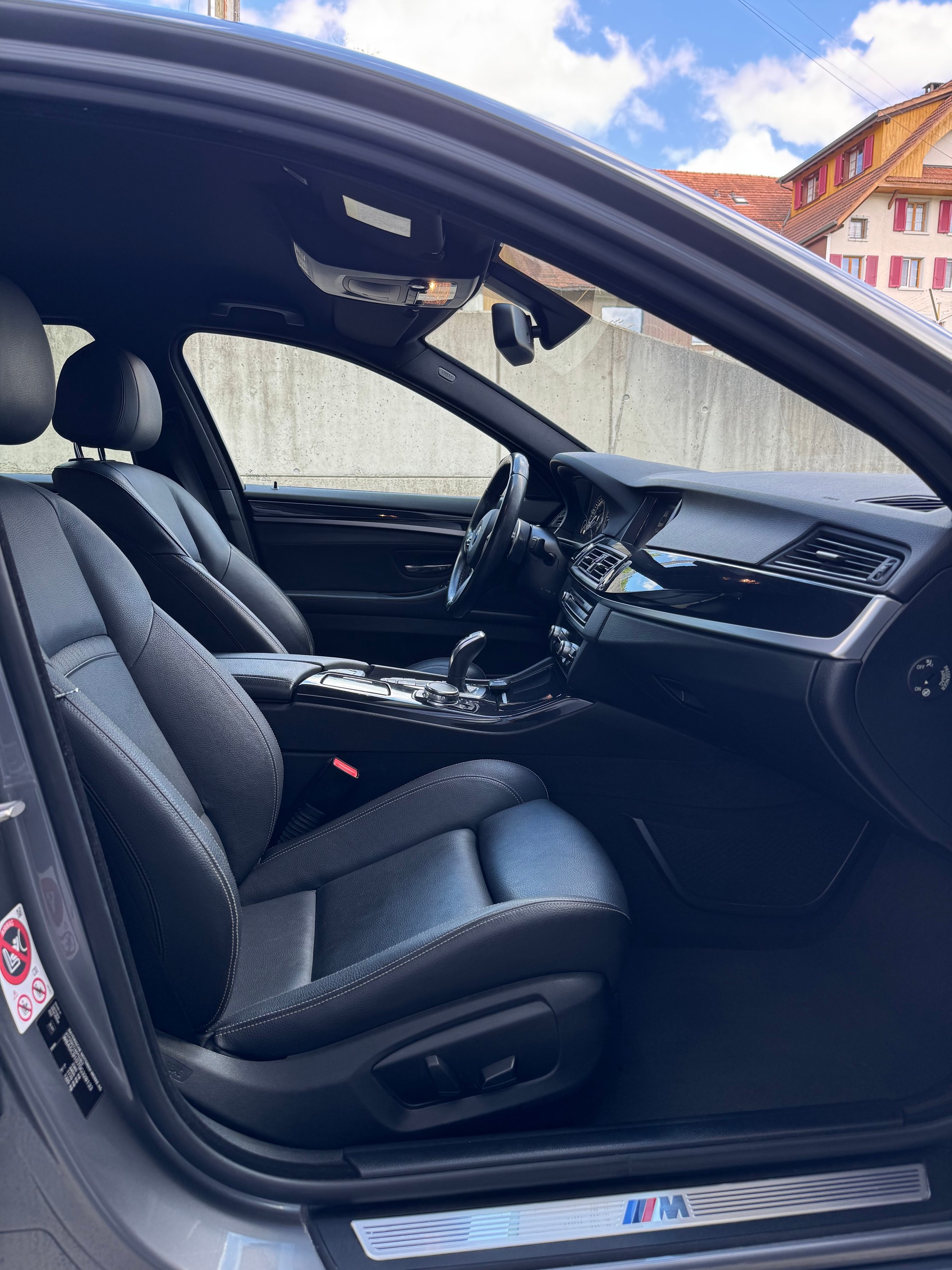 BMW 525d xDrive Steptronic M Paket-image-11