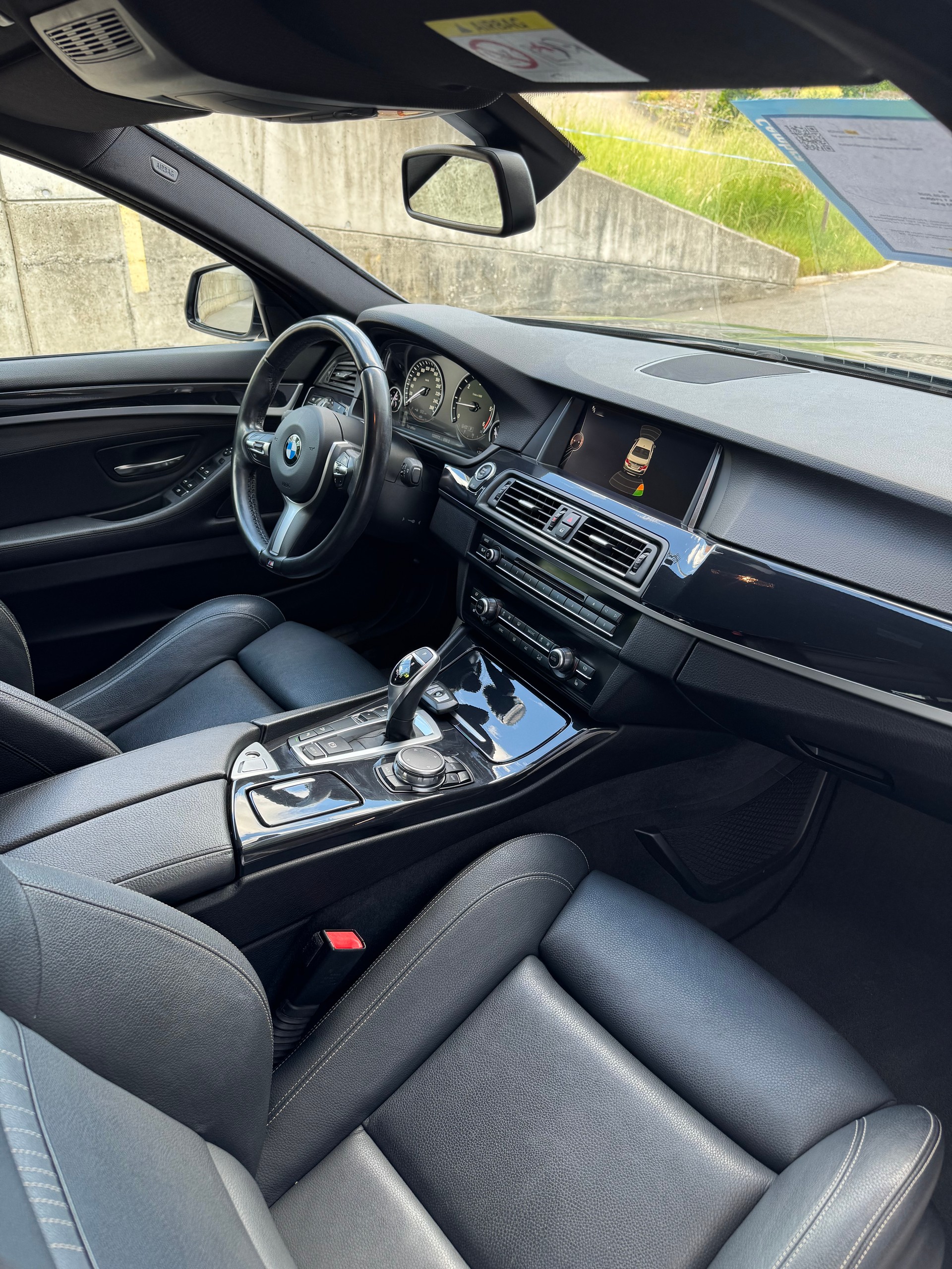BMW 525d xDrive Steptronic M Paket-image-12