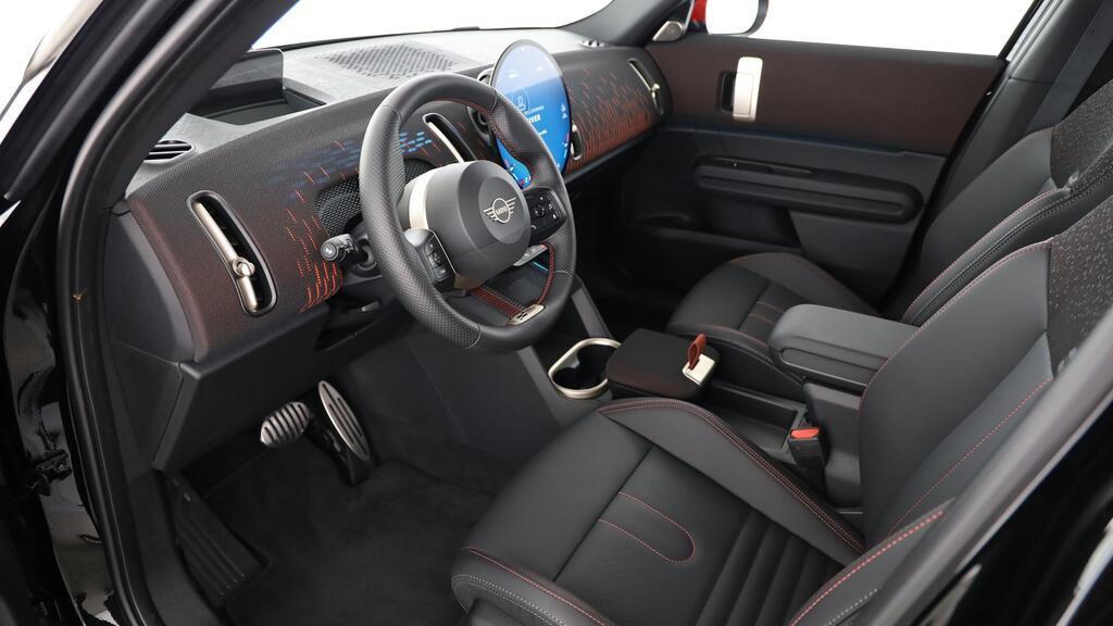 MINI John Cooper Works Countryman ALL4-image-16