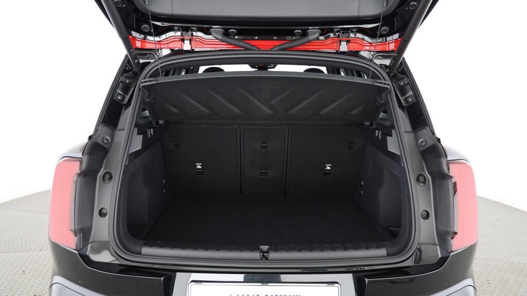 MINI John Cooper Works Countryman ALL4-image-18