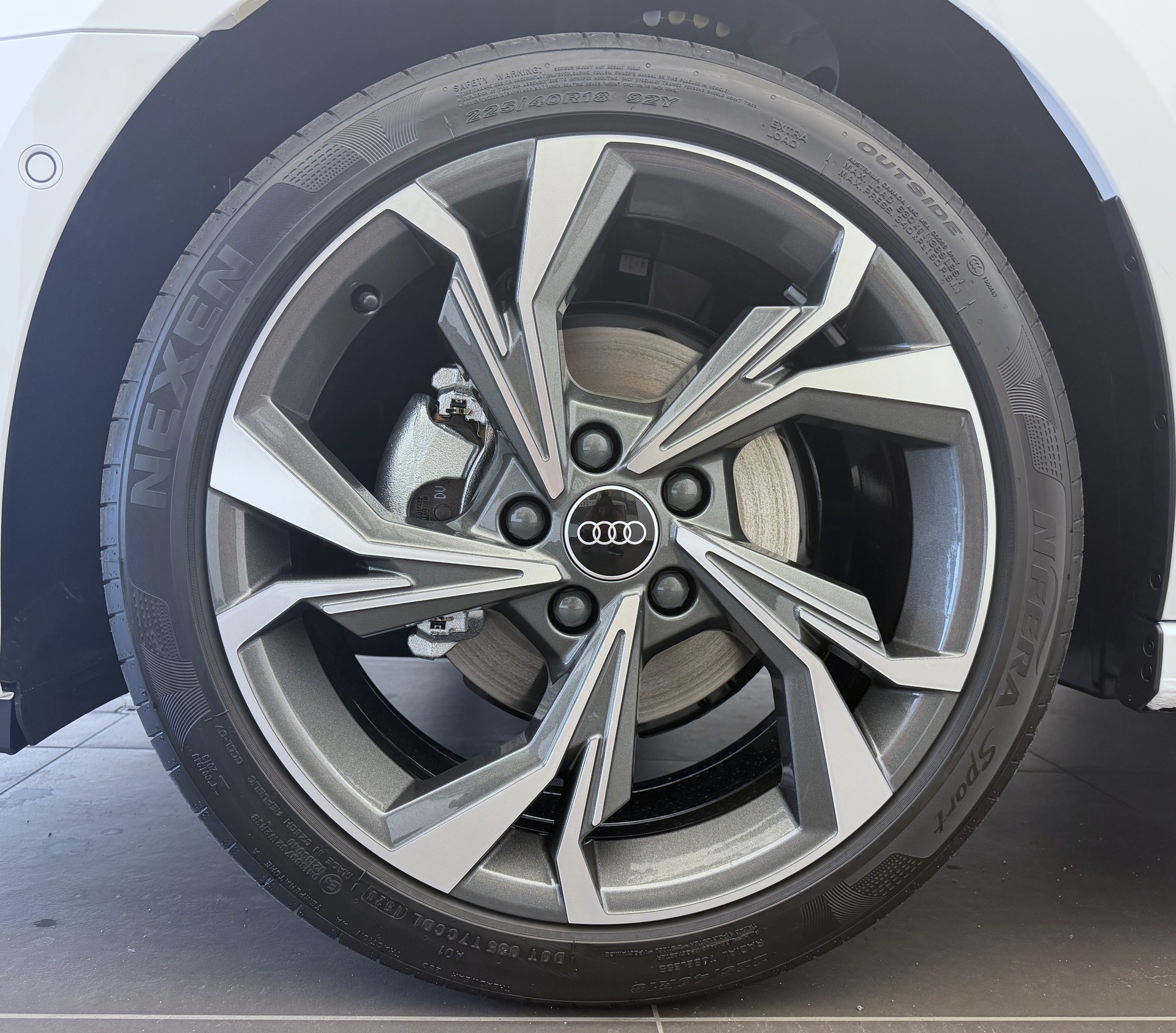 AUDI A3 Sportback TFSI 110 kW S line Attraction S tronic-showroom-element-2