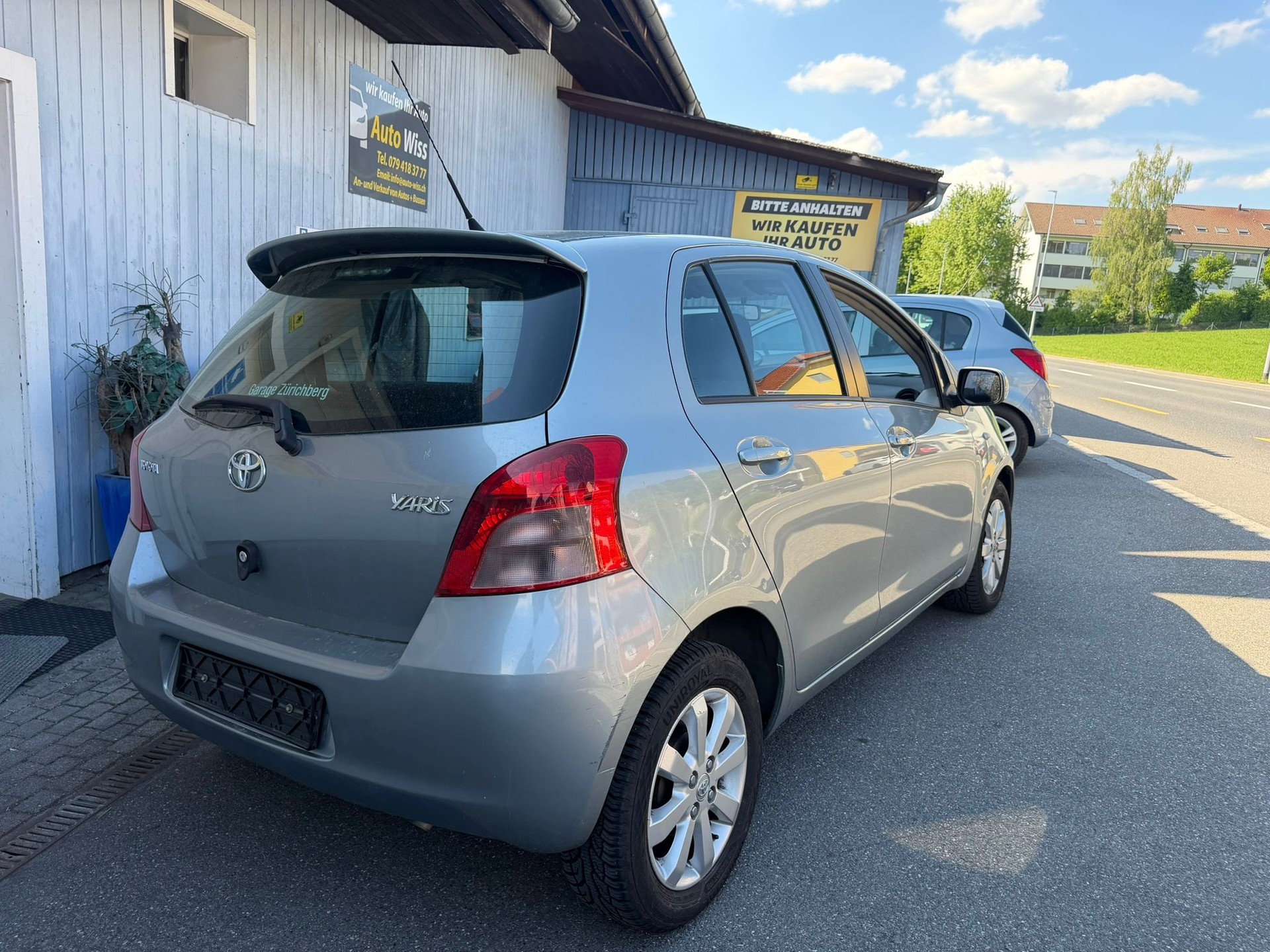TOYOTA Yaris 1.3 Chic-image-5