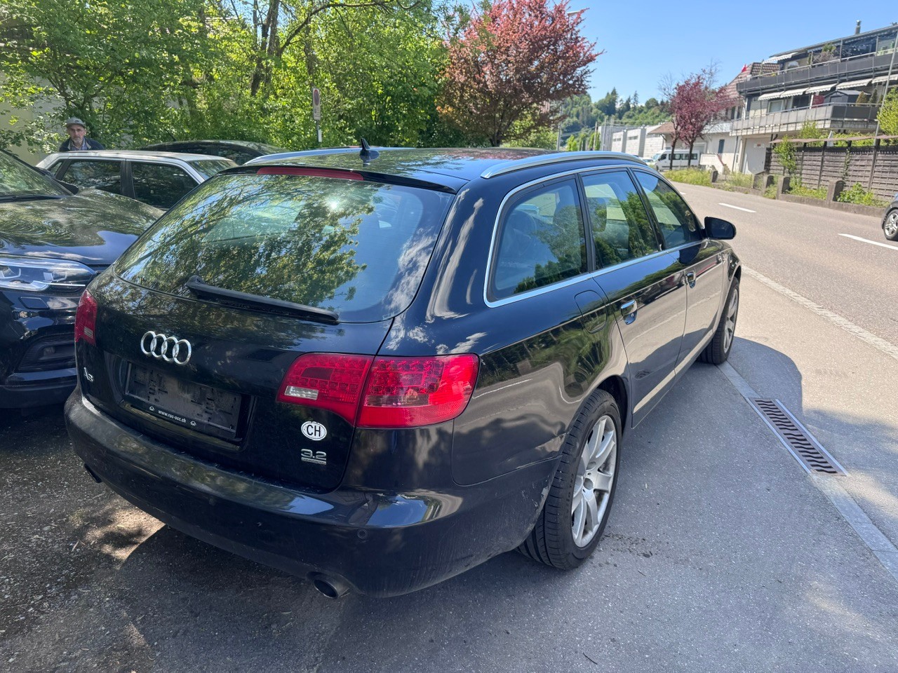 AUDI A6 Avant 3.2 V6 FSI quattro-image-4