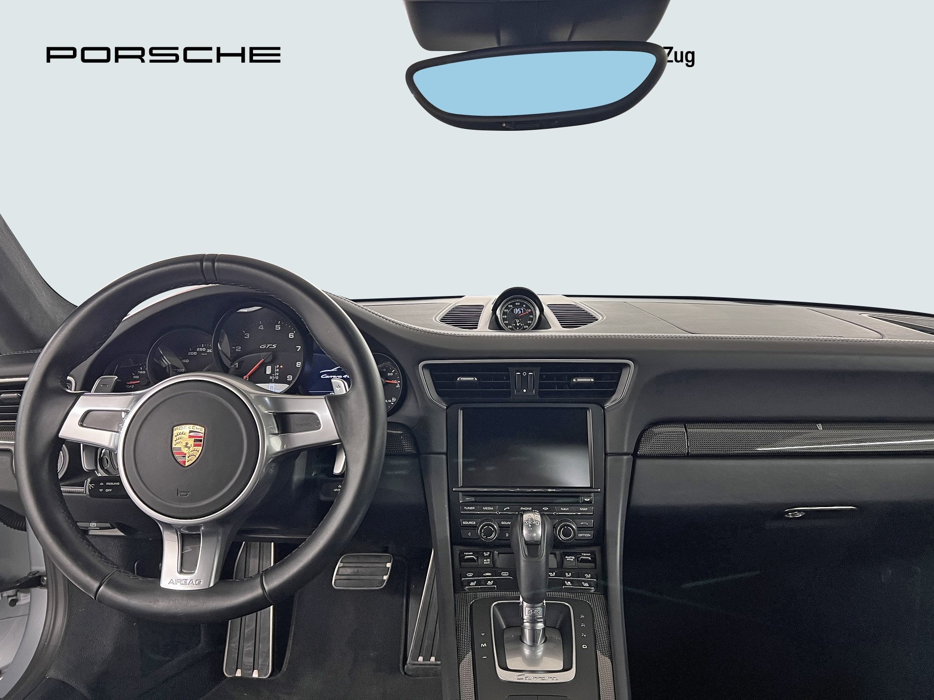 PORSCHE 911 Carrera 4 GTS-image-15