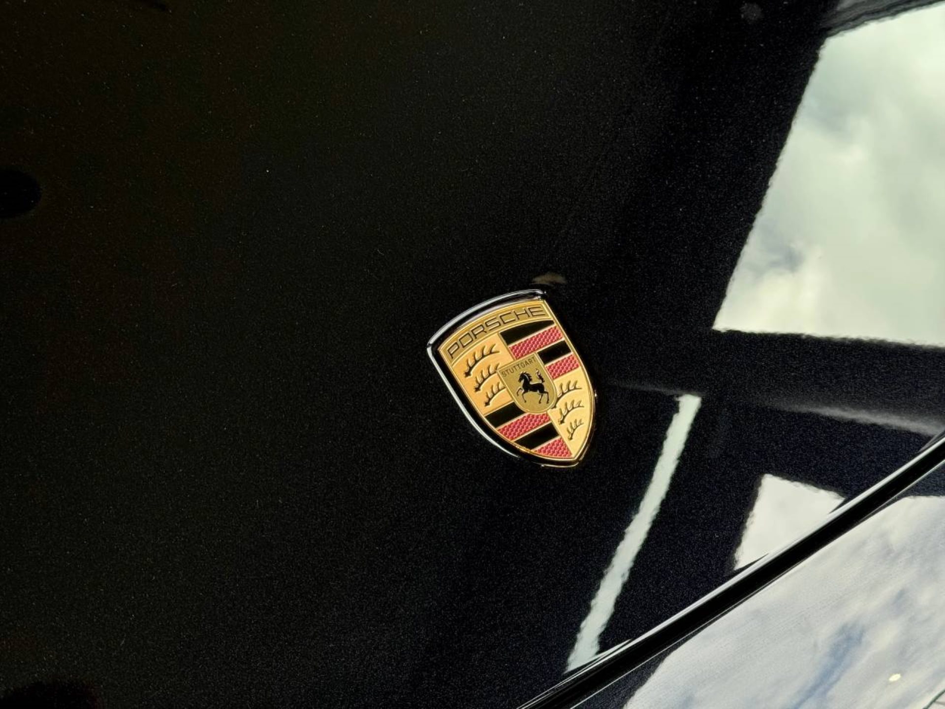 PORSCHE 911 Carrera Cabriolet-image-24
