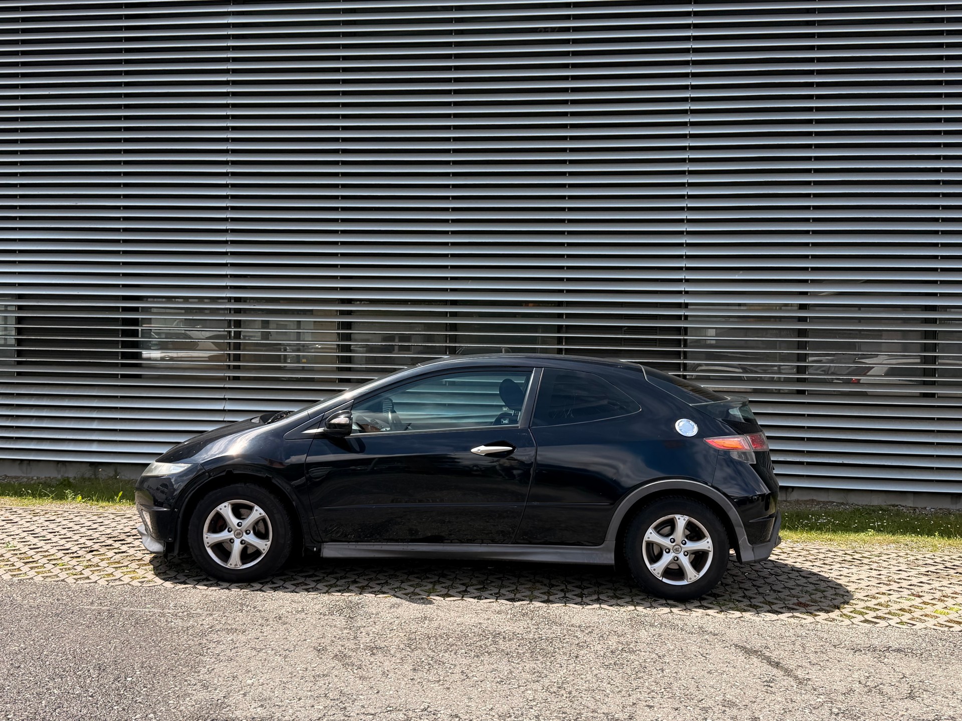 HONDA Civic 1.8i Type-S i-Shift-image-3