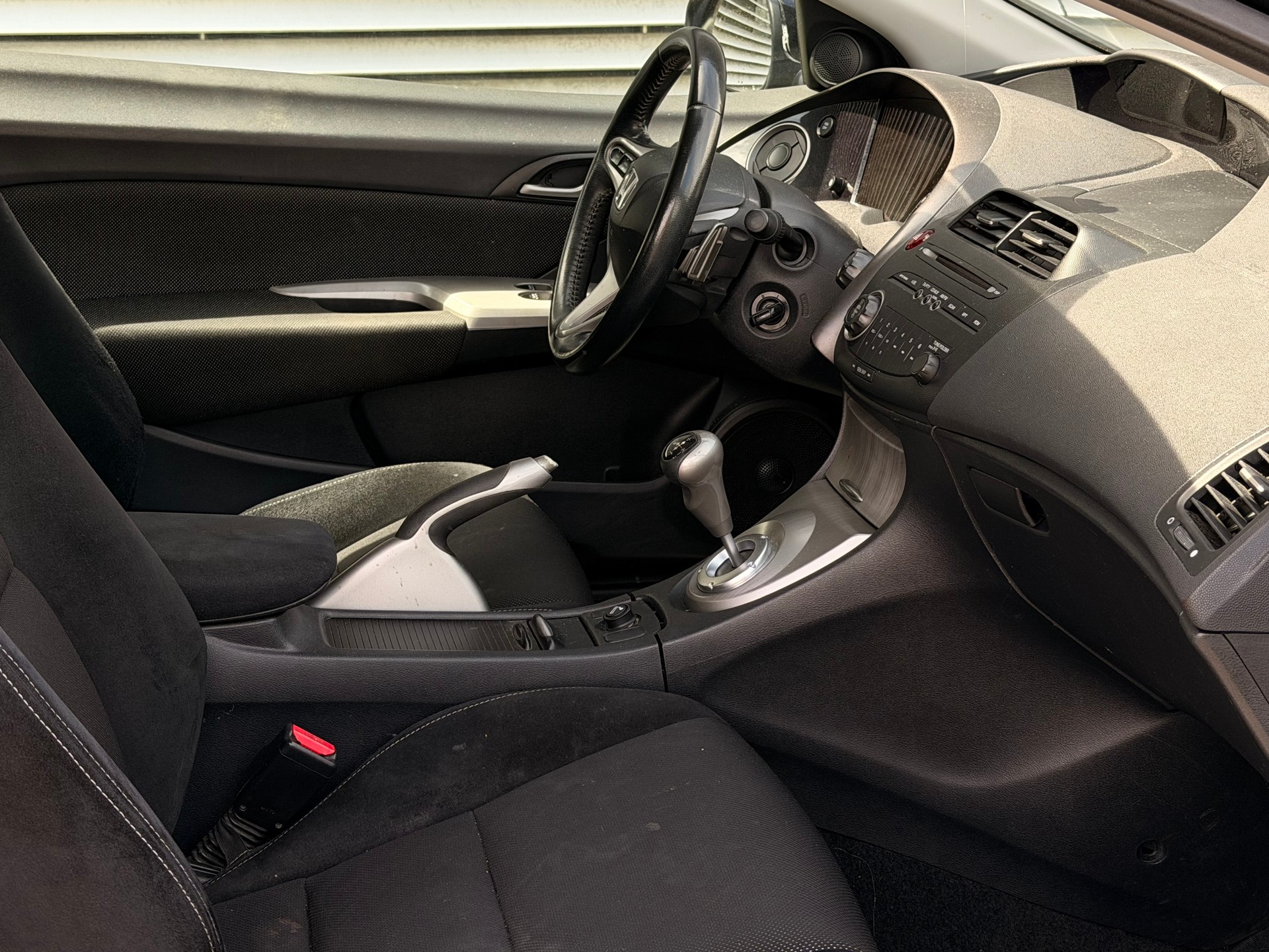 HONDA Civic 1.8i Type-S i-Shift-image-9
