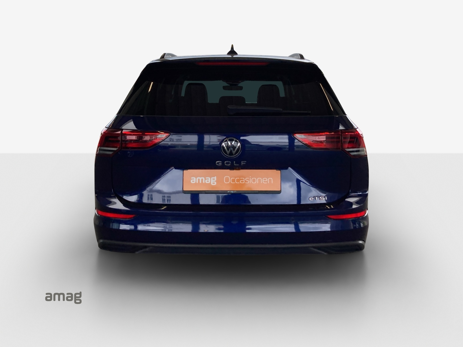 VW Golf Variant 1.5 eTSI mHEV Life-image-3