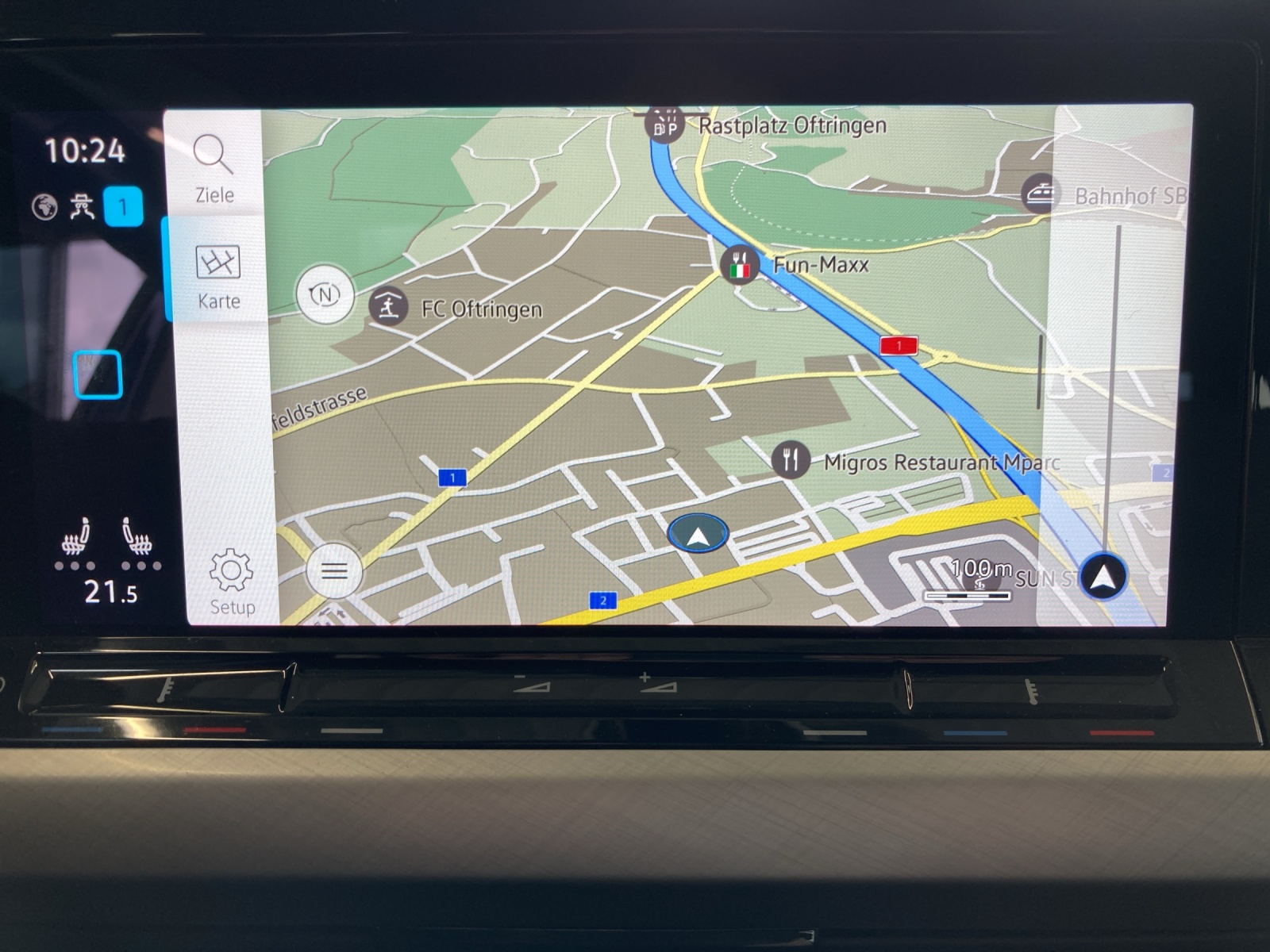 VW Golf Variant 1.5 eTSI mHEV Life-image-13