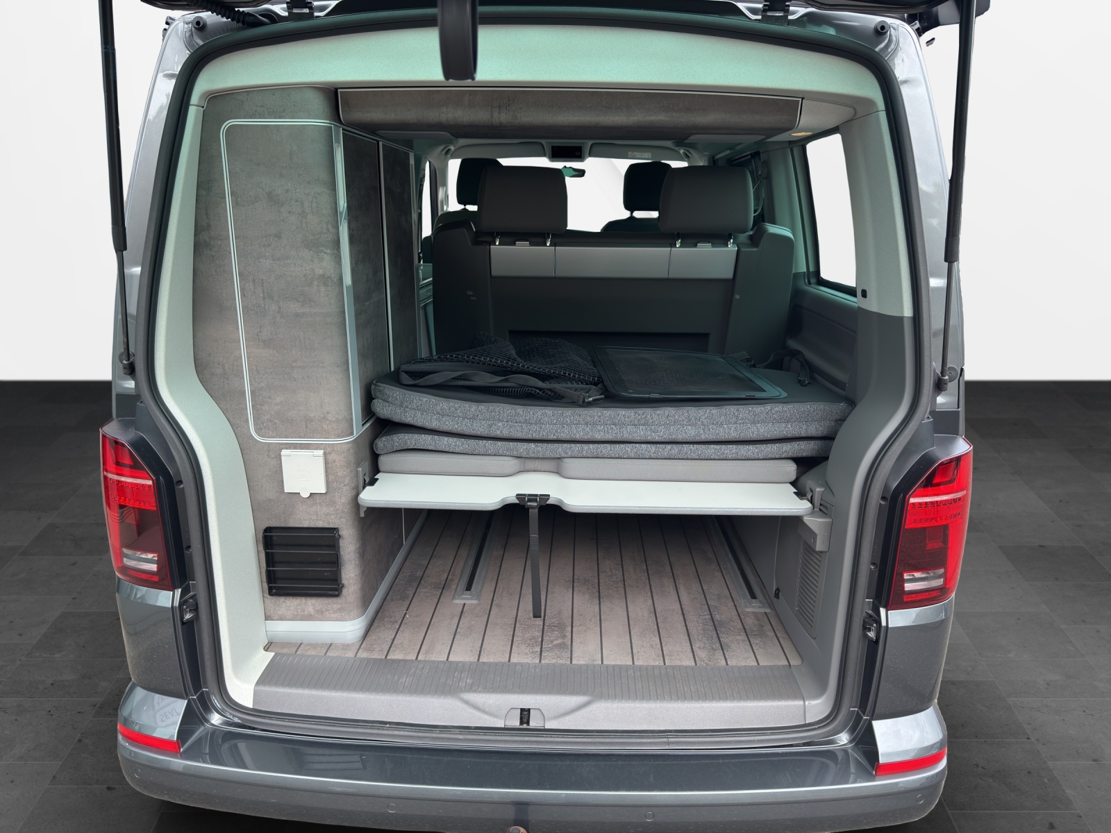 VW T6.1 California 2.0 TDI Ocean Liberty DSG-image-15