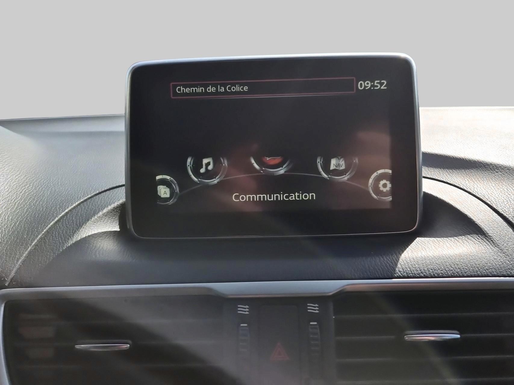 MAZDA 3 SKYACTIV-G 100 Ambition Plus-image-11