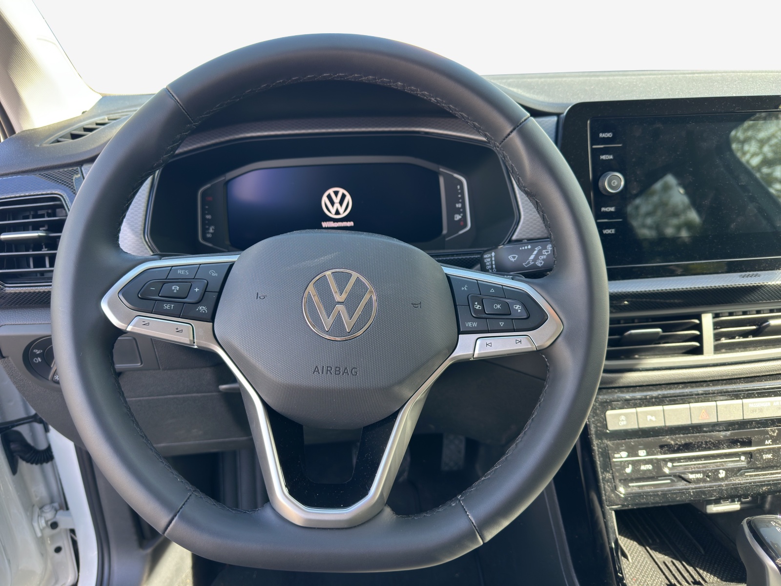 VW T-Cross 1.0 TSI EVO United DSG-image-9