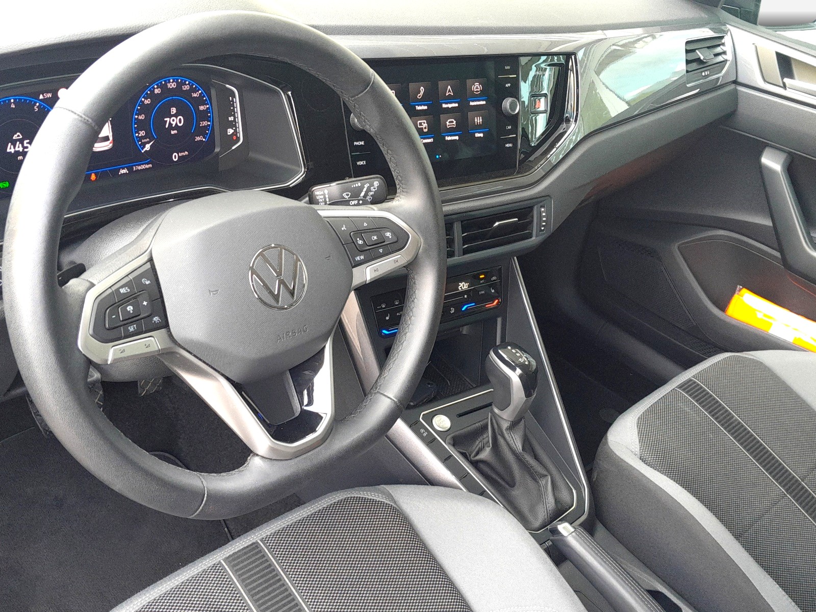 VW Polo 1.0 TSI Style DSG-image-6