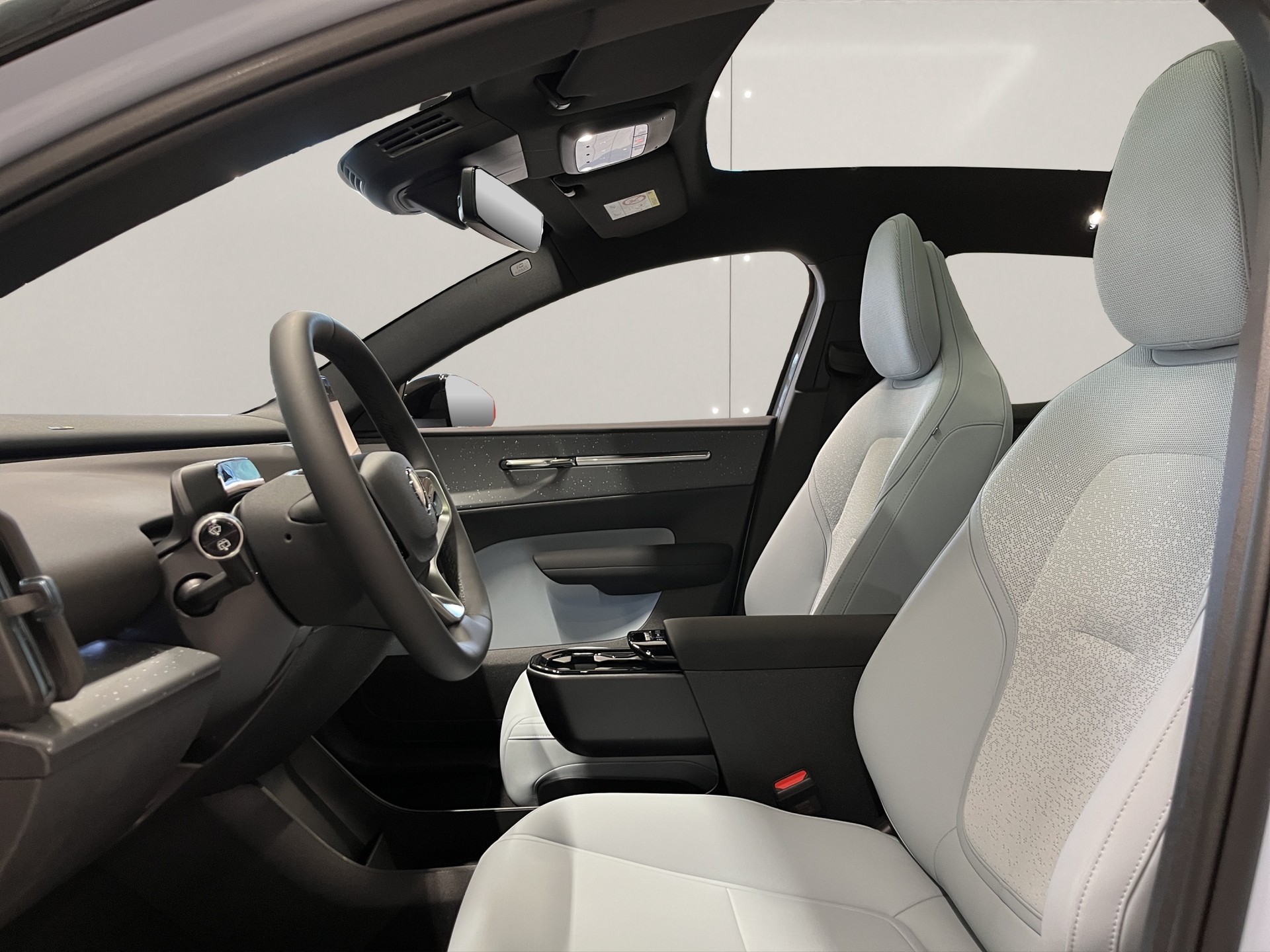 VOLVO EX30 E60 Twin Ultra Performance AWD-image-7