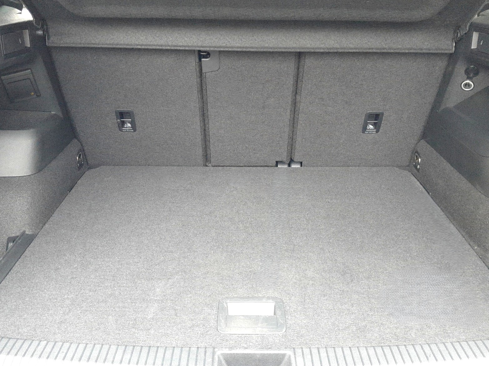 VW Tiguan 2.0 TDI SCR United 4Motion DSG-image-12