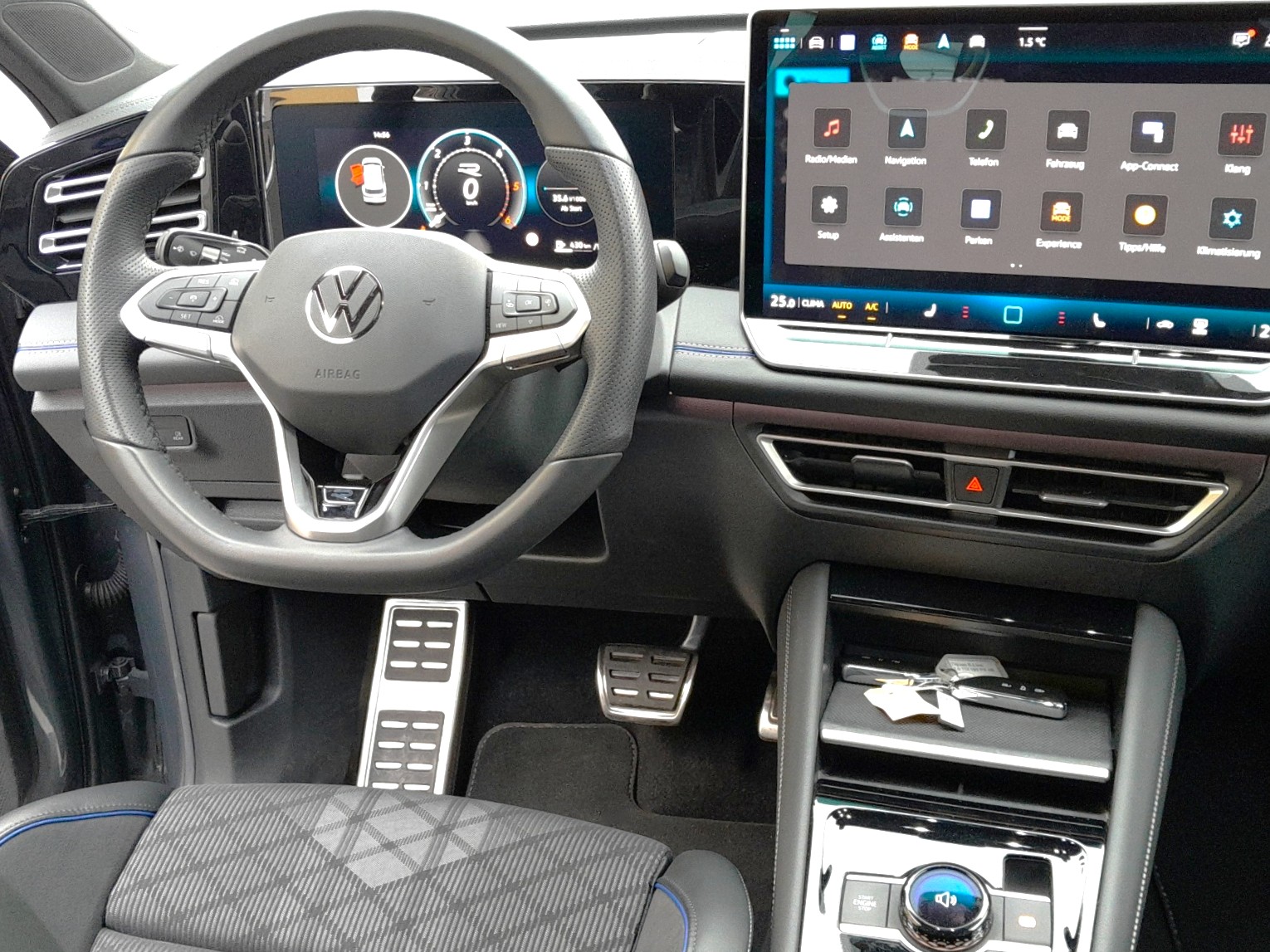 VW Tiguan 2.0 TDI SCR United 4Motion DSG-image-8
