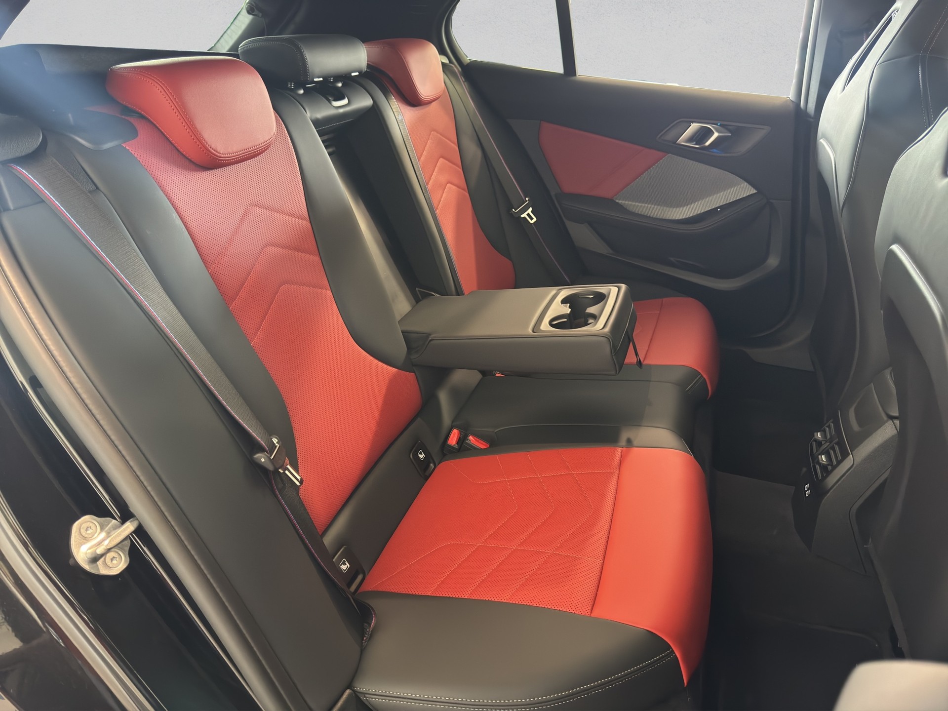 BMW M135 xDrive M Sport Pro-image-17