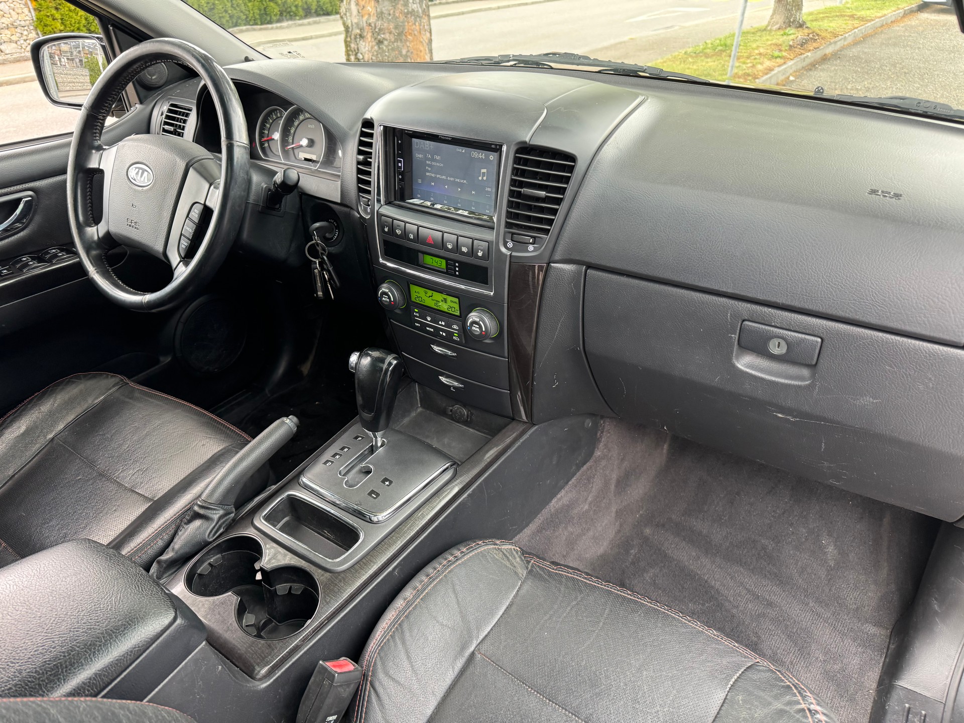 KIA Sorento 3.3 V6 Style-image-2