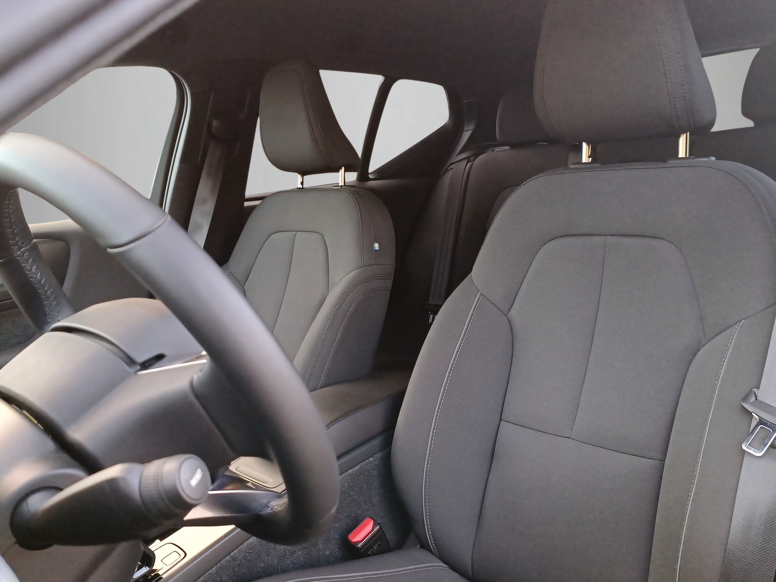 VOLVO XC40 Recharge-image-14
