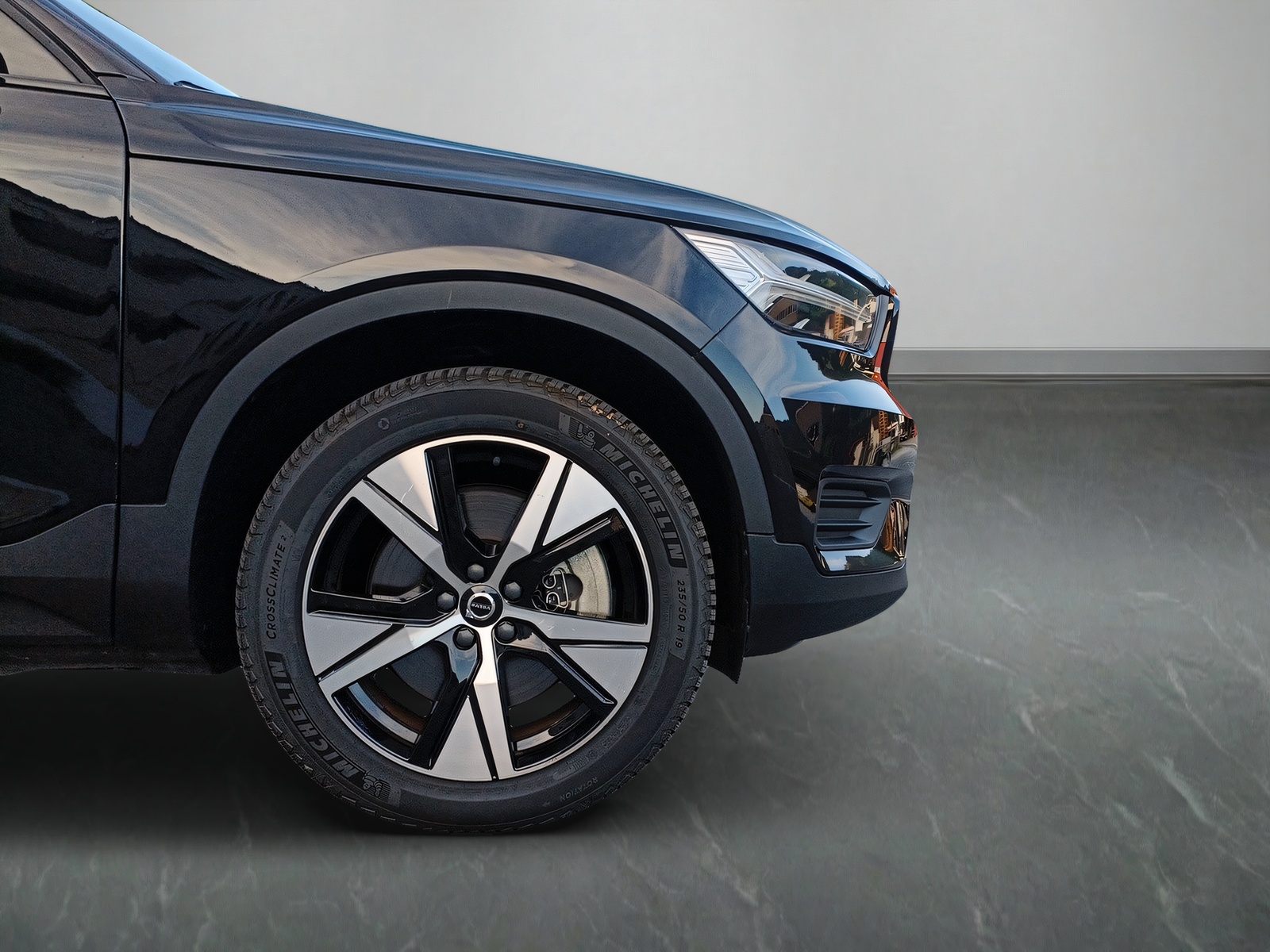VOLVO XC40 Recharge-image-7