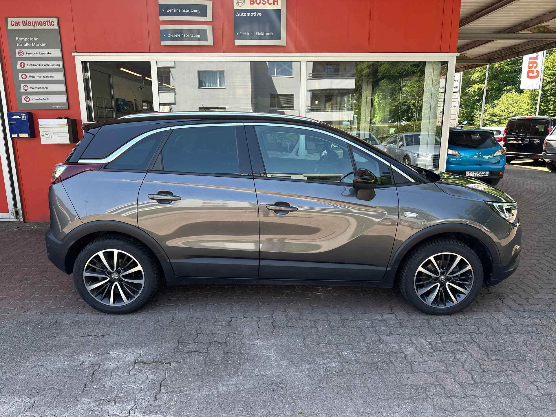 OPEL Crossland X 1.2i Ultimate Automatik-image-1