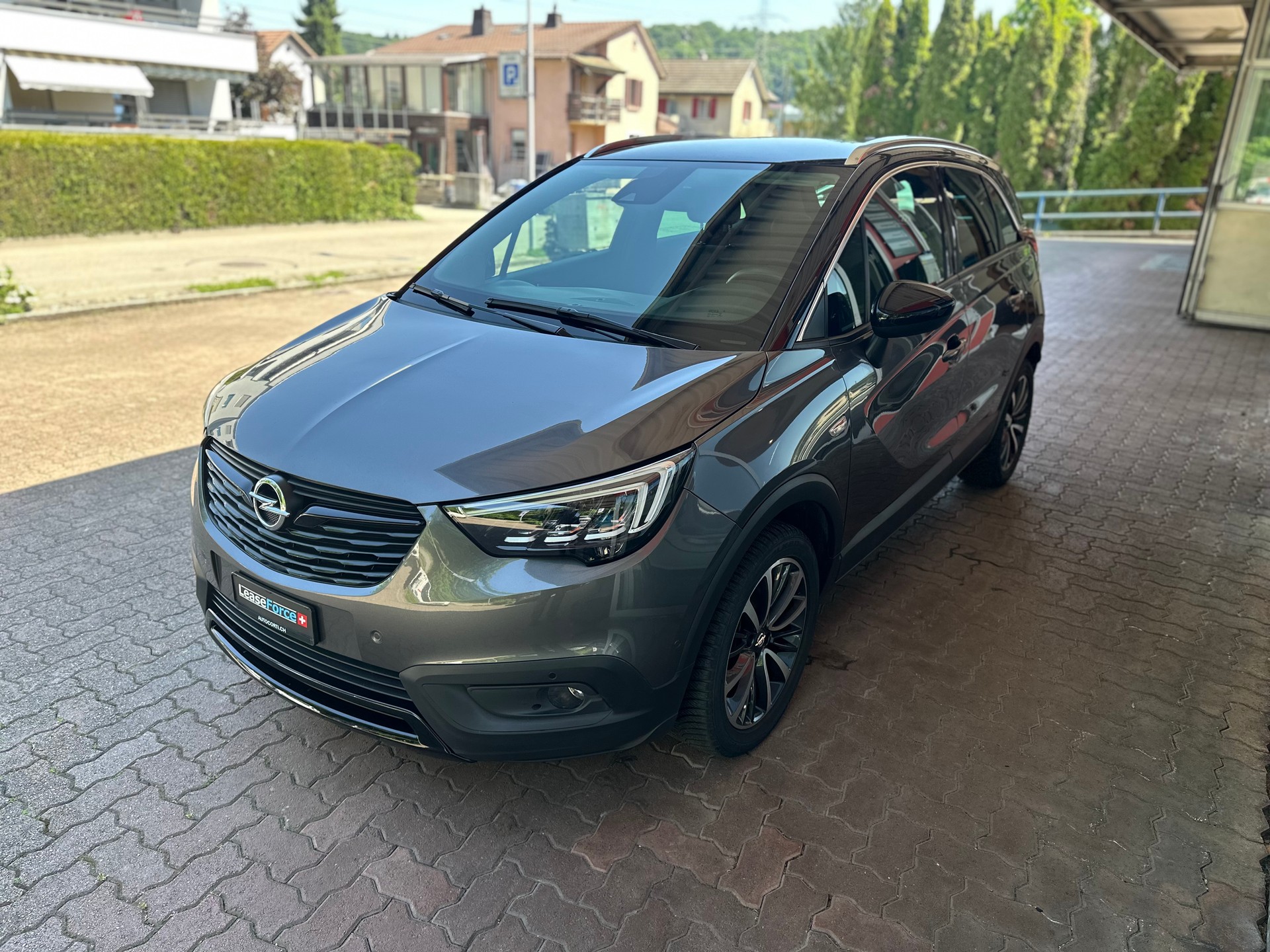 OPEL Crossland X 1.2i Ultimate Automatik-image-5
