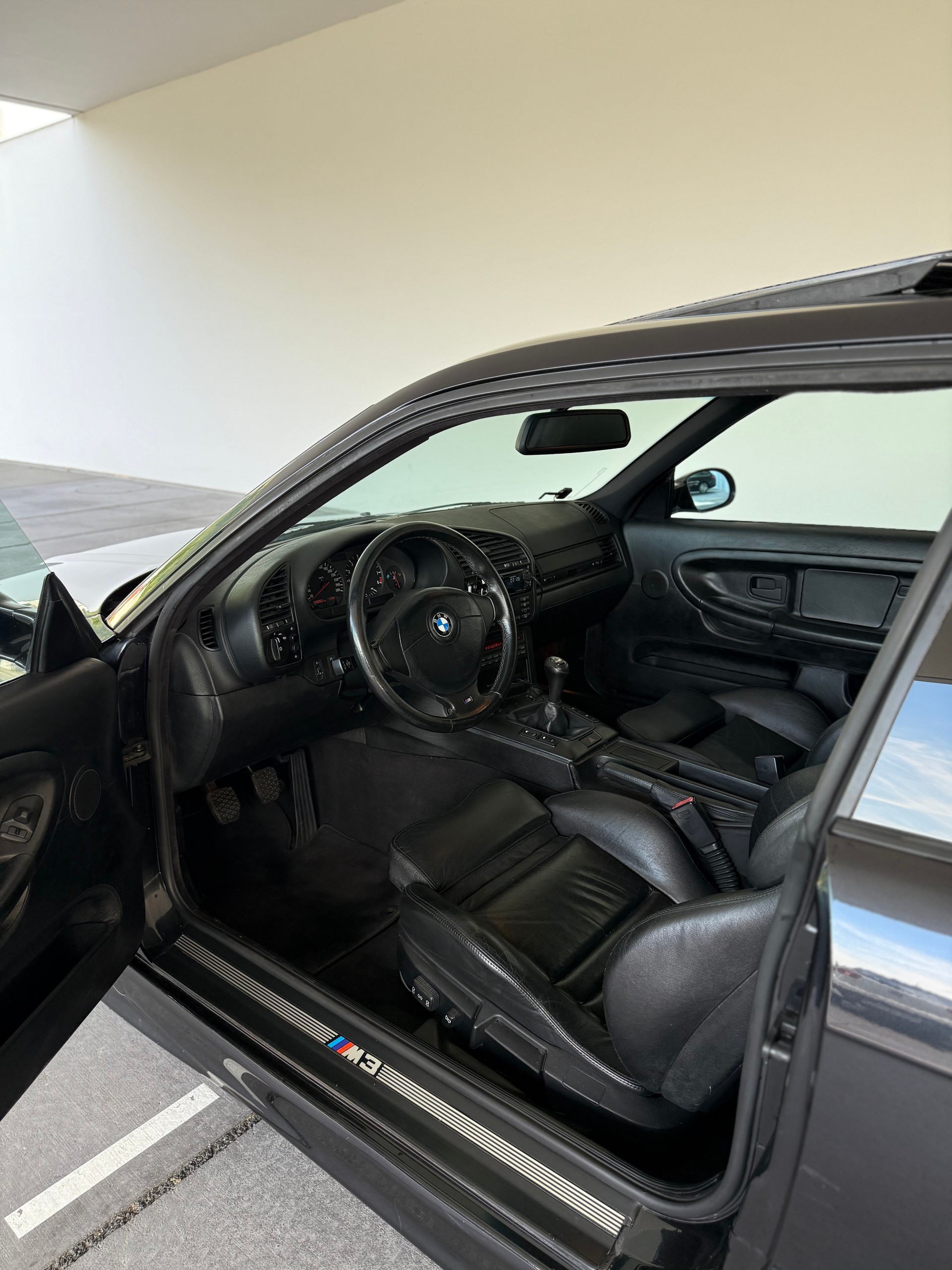 BMW M3 Coupé-image-11