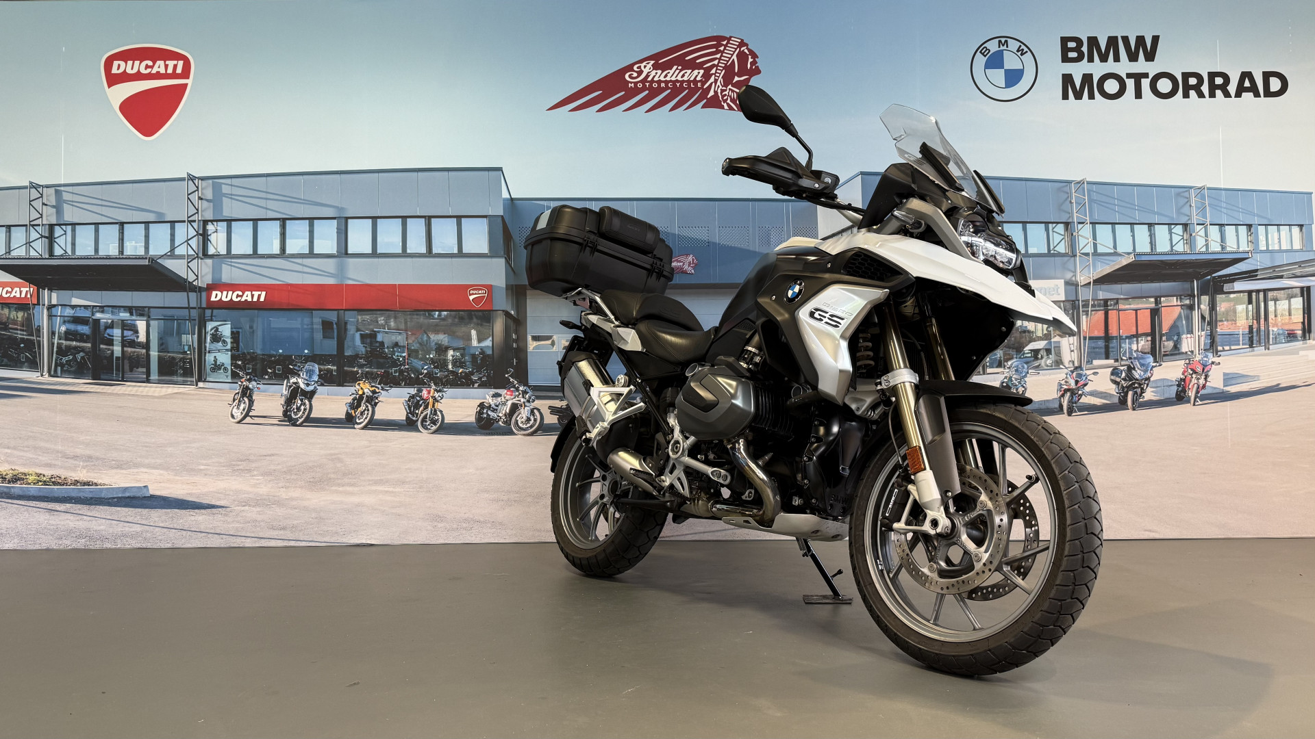 BMW R 1250 GS Top case GIVI inclus