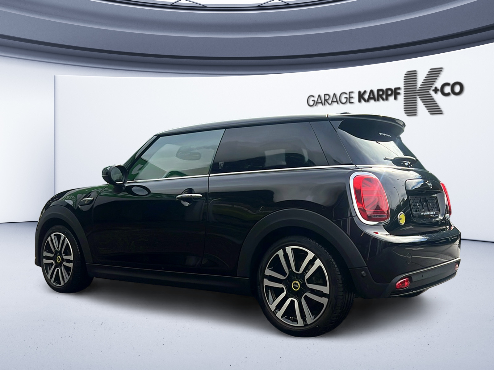 MINI Cooper SE-image-2