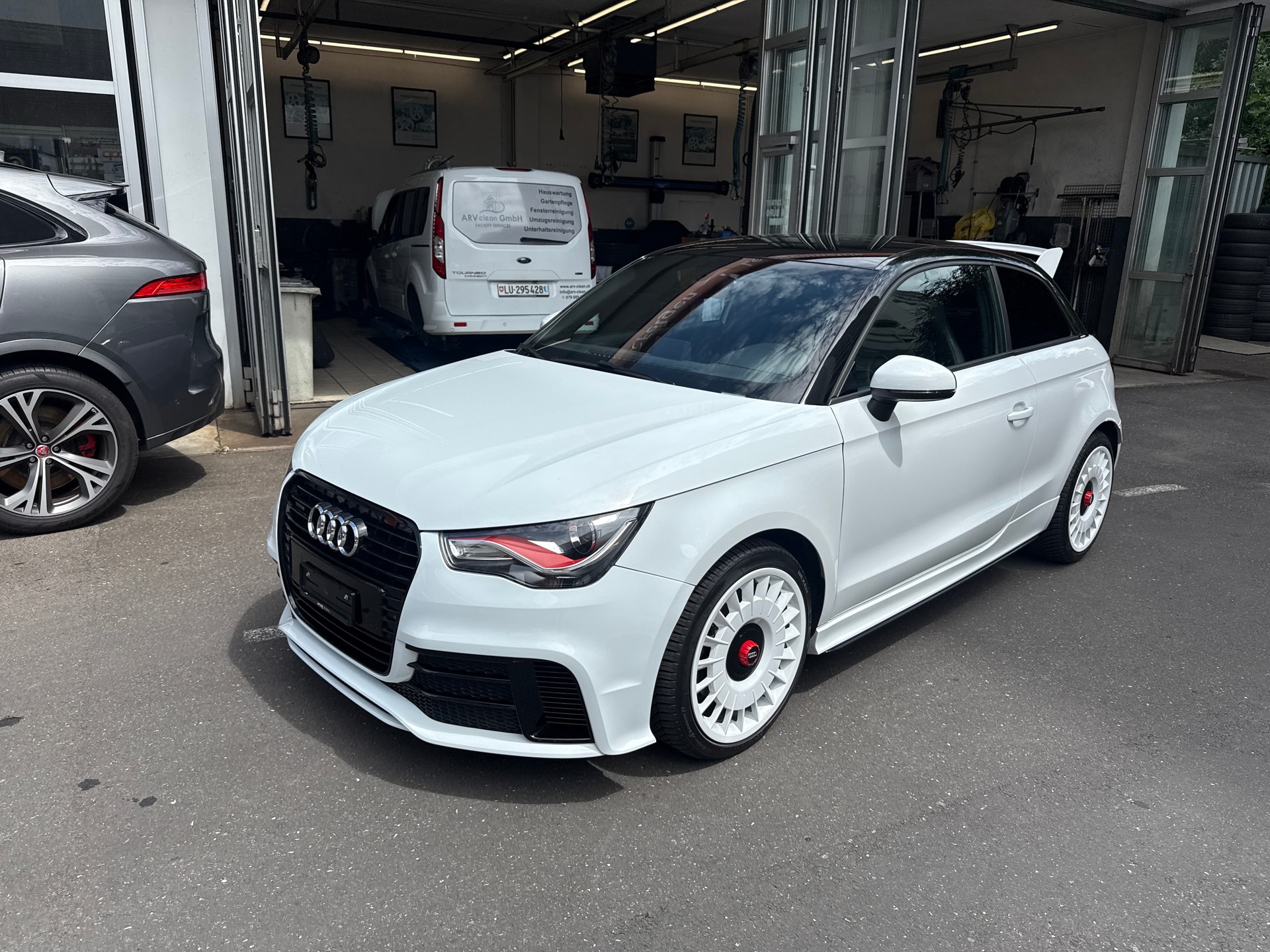 AUDI A1 2.0 TFSI Limited Edition quattro-image-0