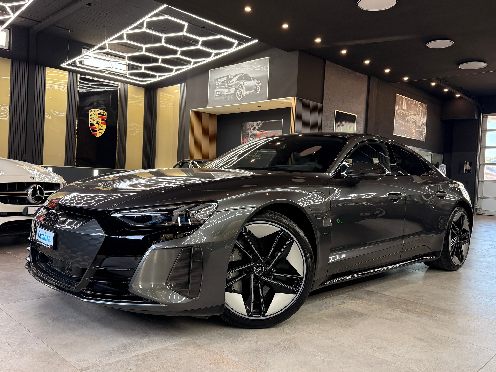 AUDI RS e-tron GT quattro-image-0