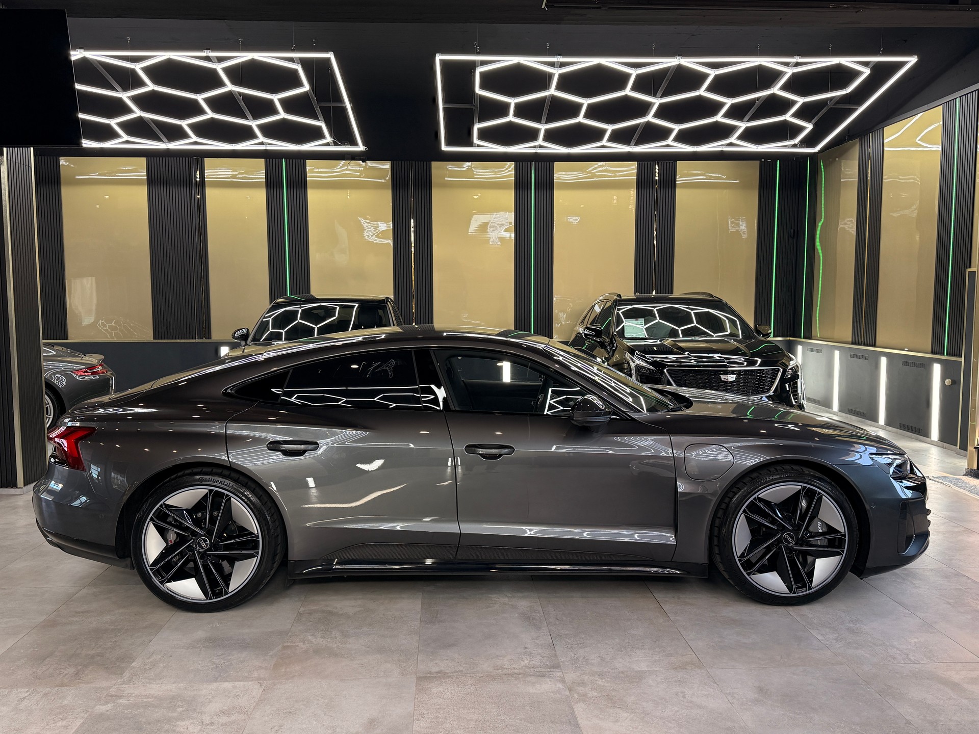 AUDI RS e-tron GT quattro-image-3