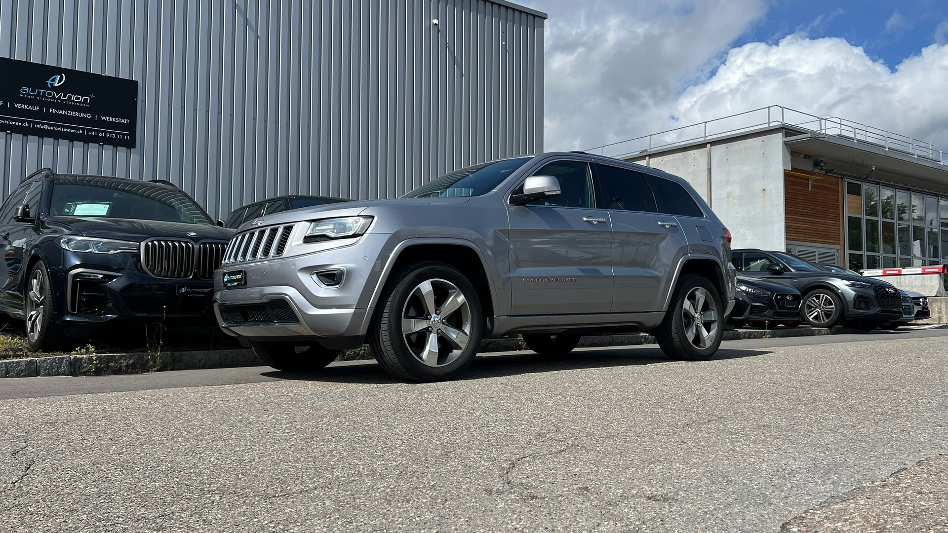 JEEP GRAND CHEROKEE 3.0 CRD OVERLAND AUTOMATIC l 250 PS-image-13
