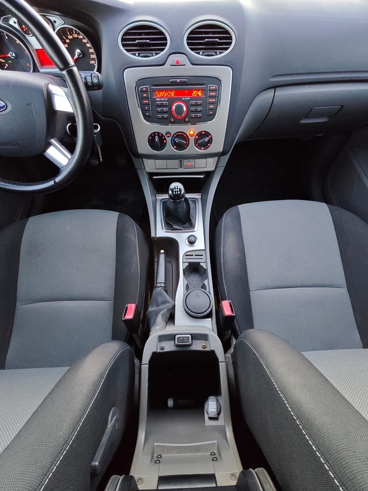FORD Focus 1.6 TDCi Carving-image-15