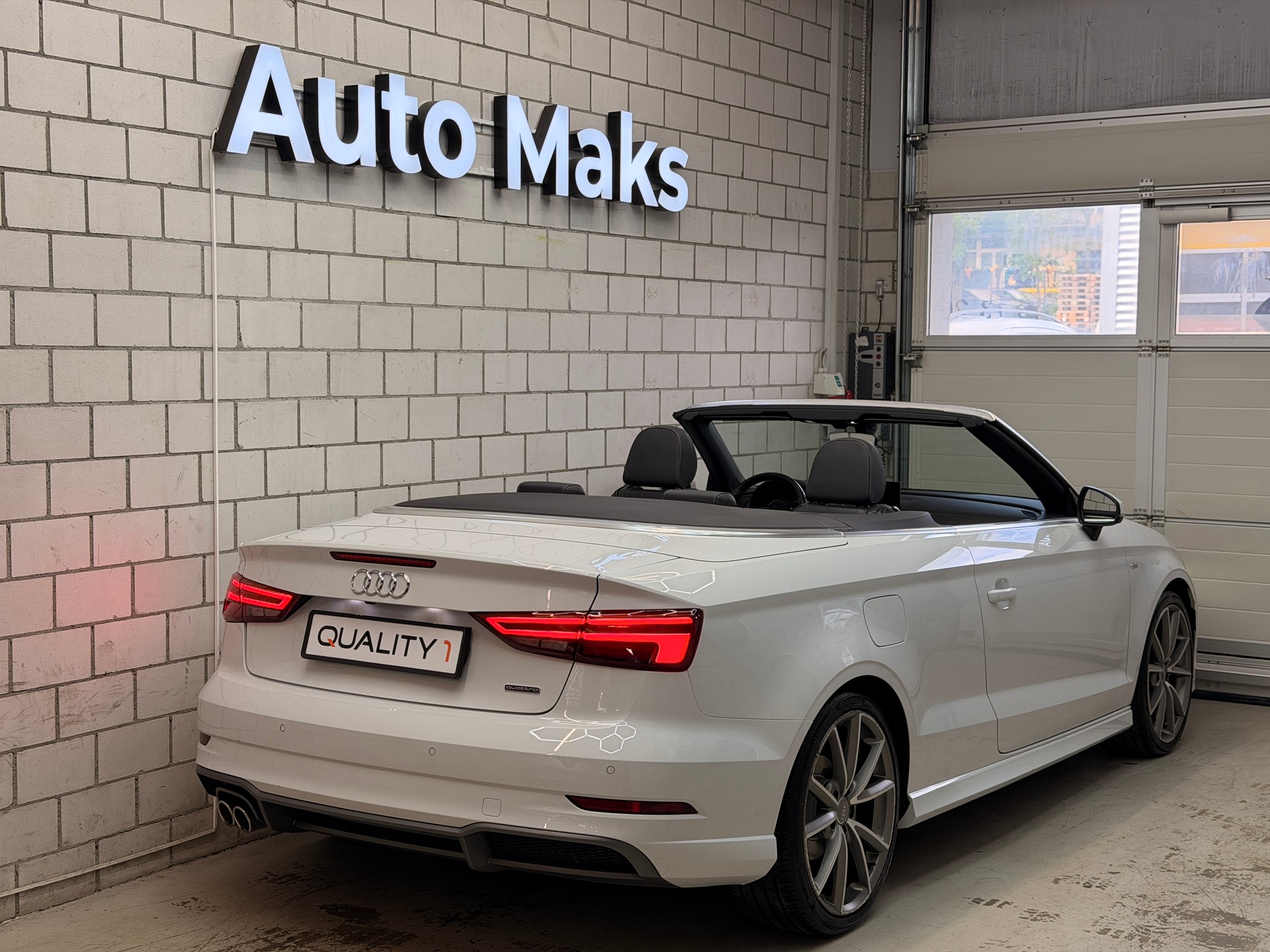 AUDI A3 Cabriolet 2.0 TDI Sport quattro S-tronic-image-0