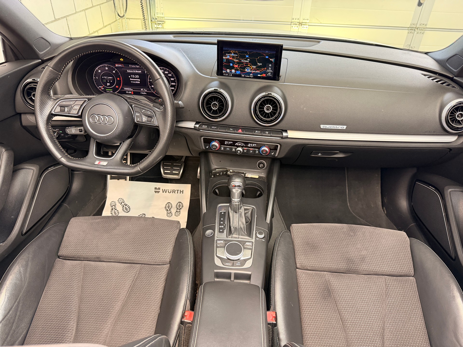 AUDI A3 Cabriolet 2.0 TDI Sport quattro S-tronic-image-9
